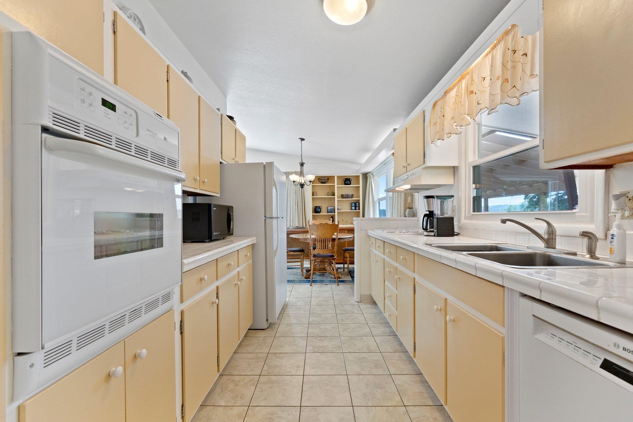 11985 600 N Wall Lake