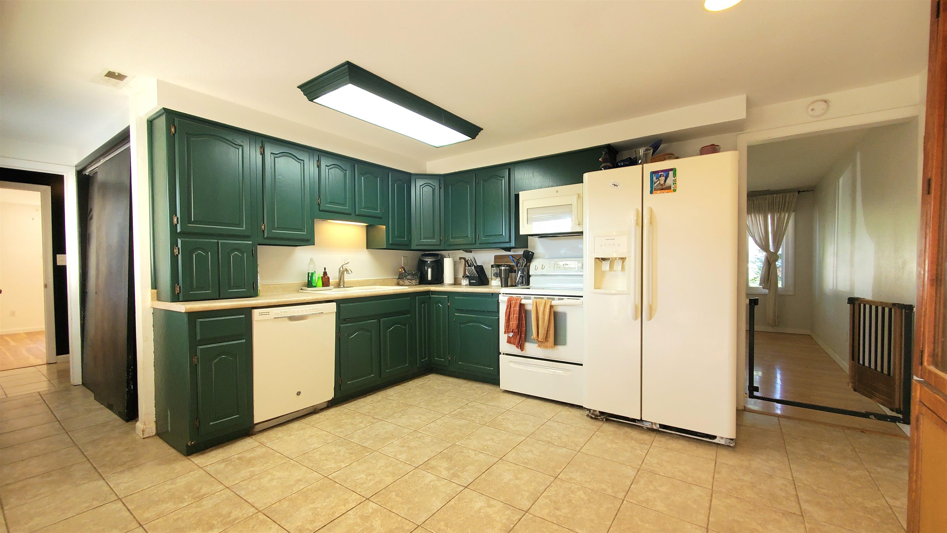 1535 Darby
