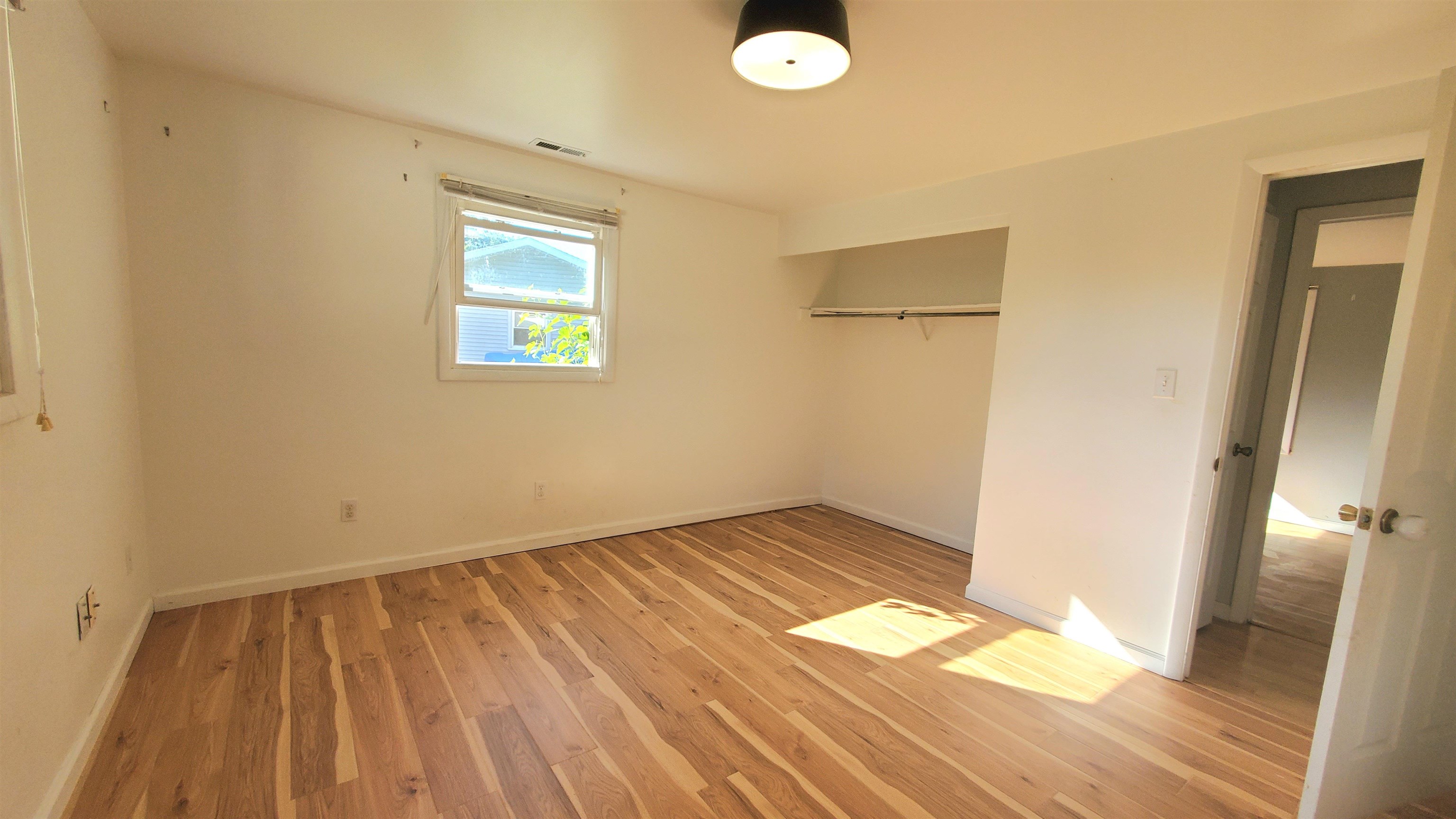 1535 Darby