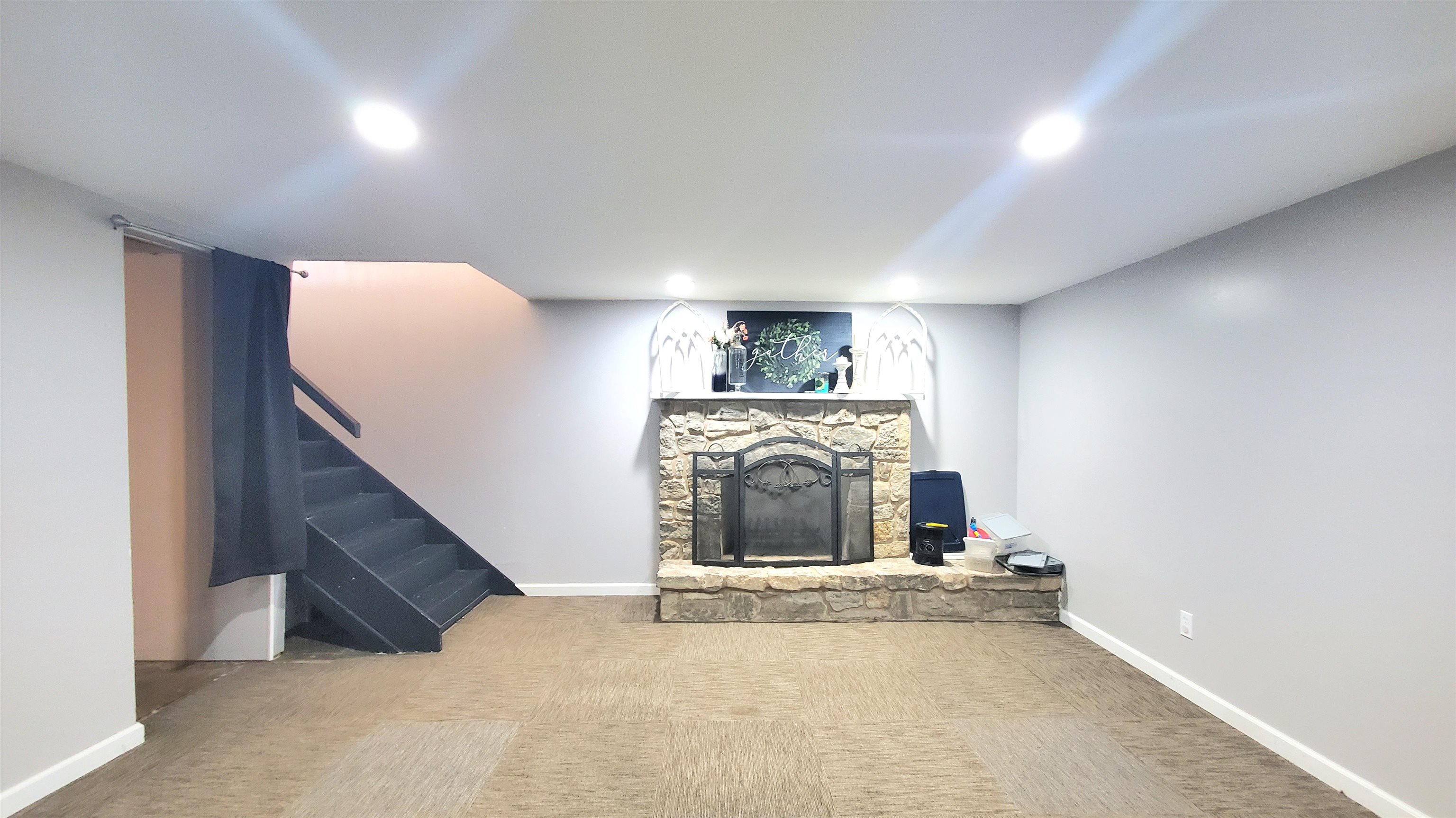 1535 Darby