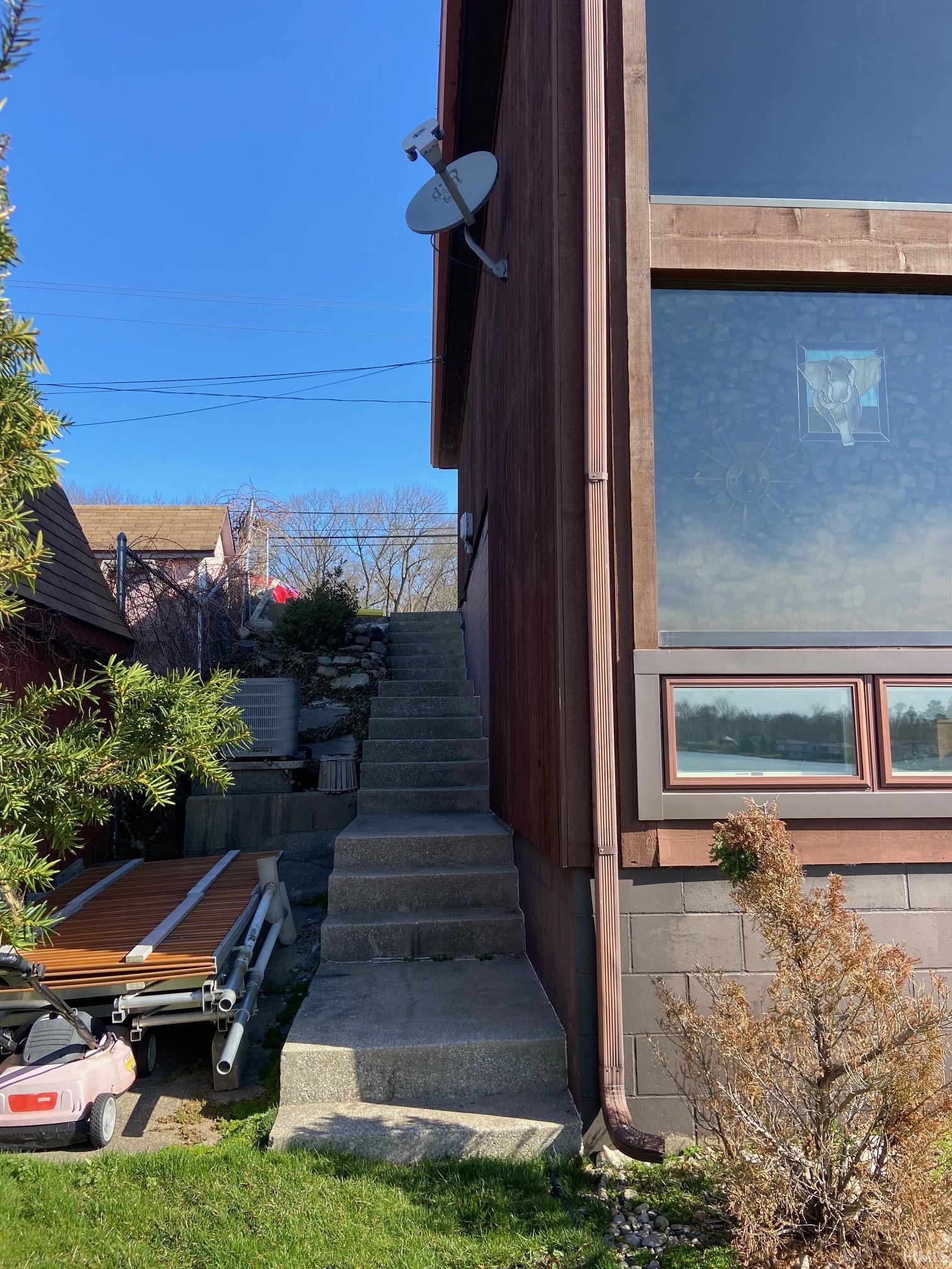 10624 Jefferson
