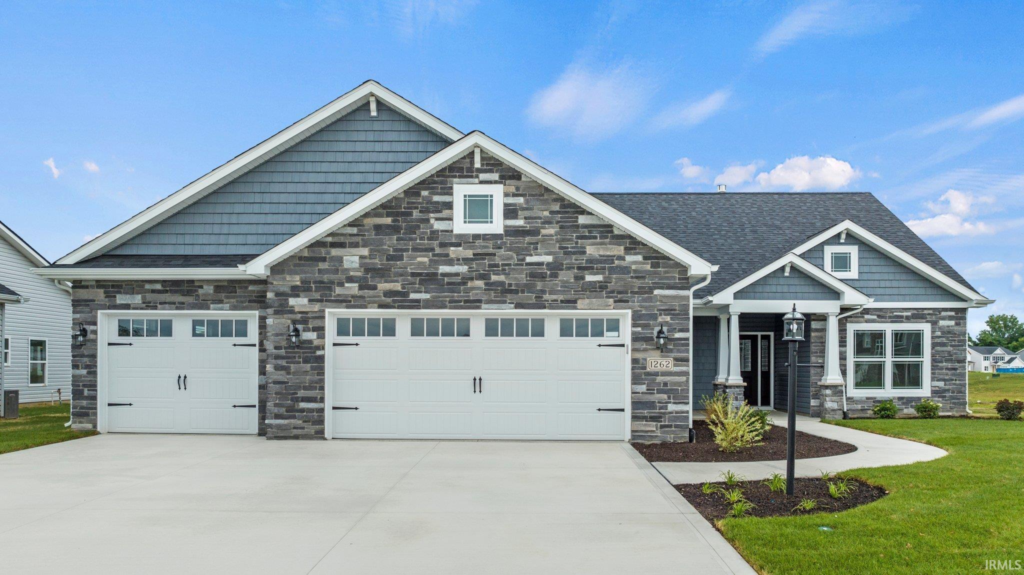 1262 Dixon