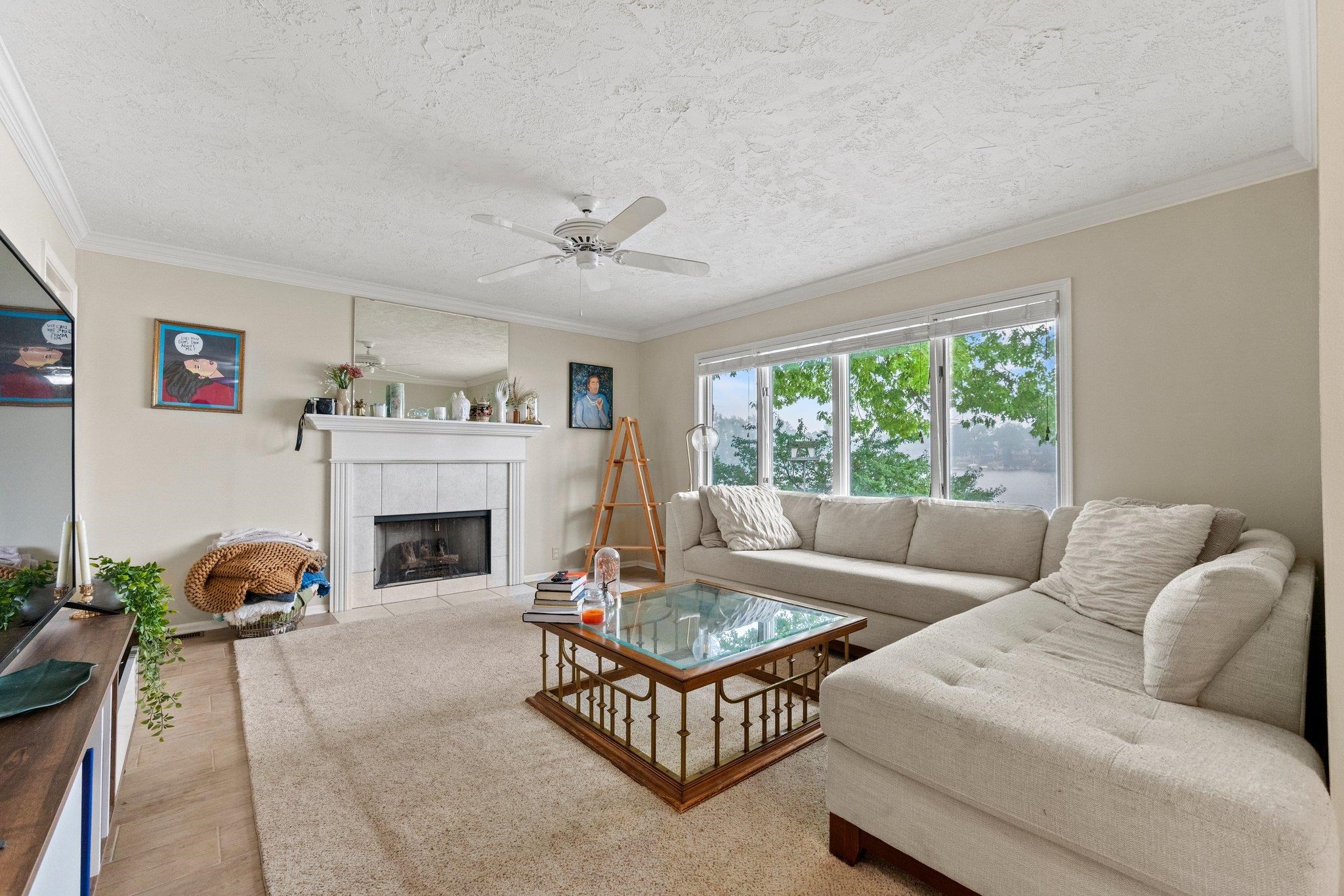 515 Lane 210 Hamilton Lake