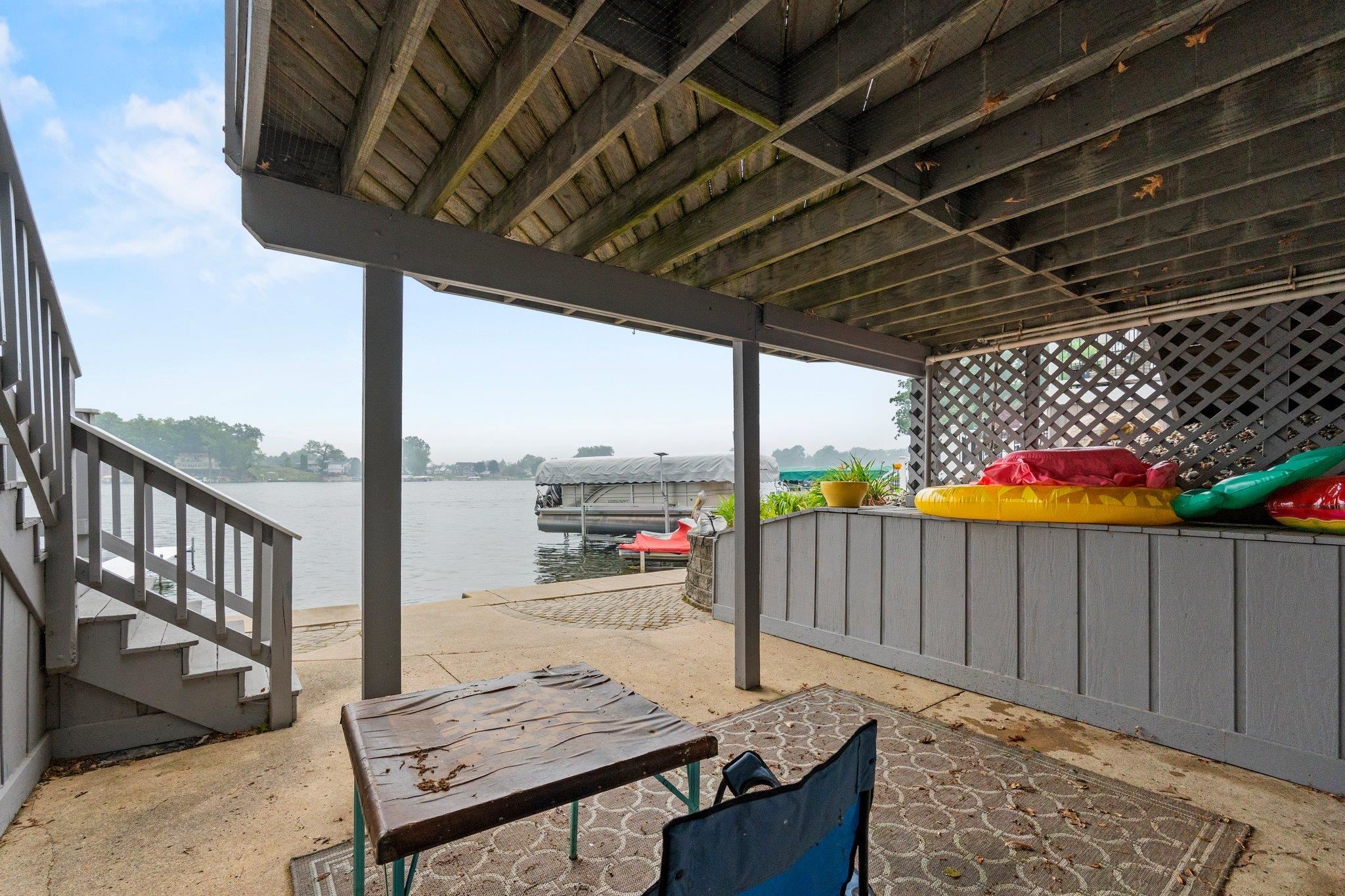 515 Lane 210 Hamilton Lake