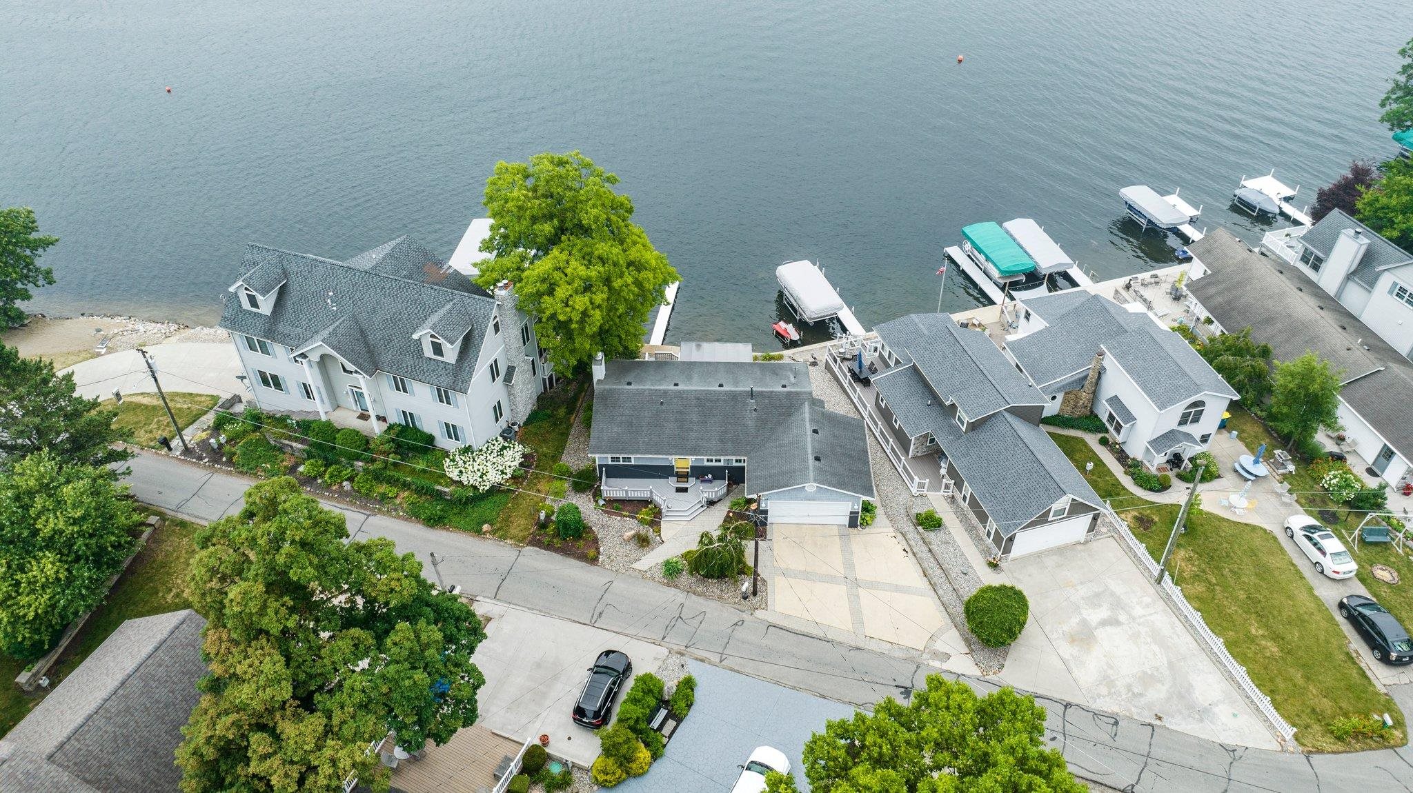 515 Lane 210 Hamilton Lake