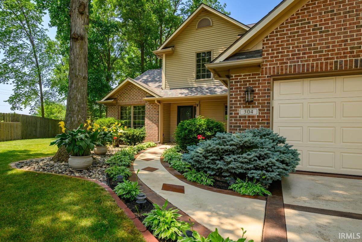 304 Cameron Hill