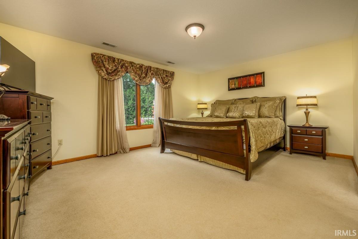 304 Cameron Hill