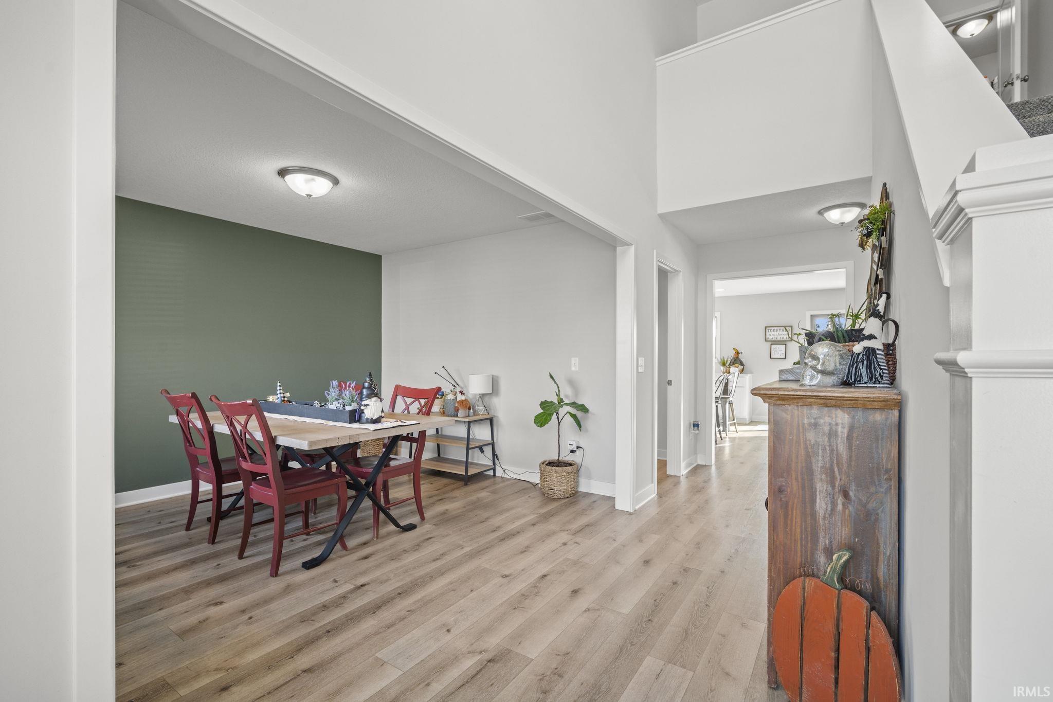 1286 Lone Oak