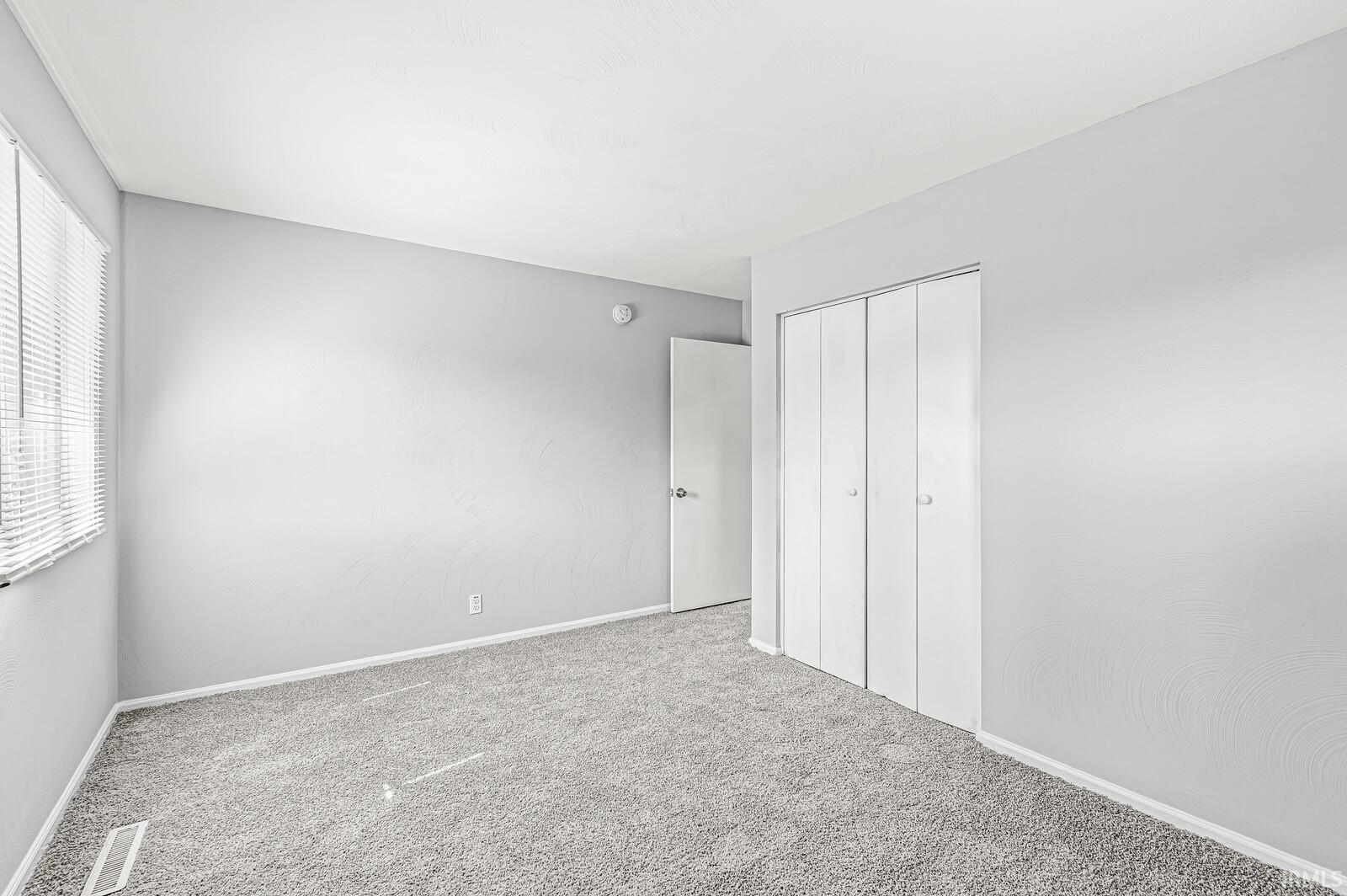 1003 Woodbine