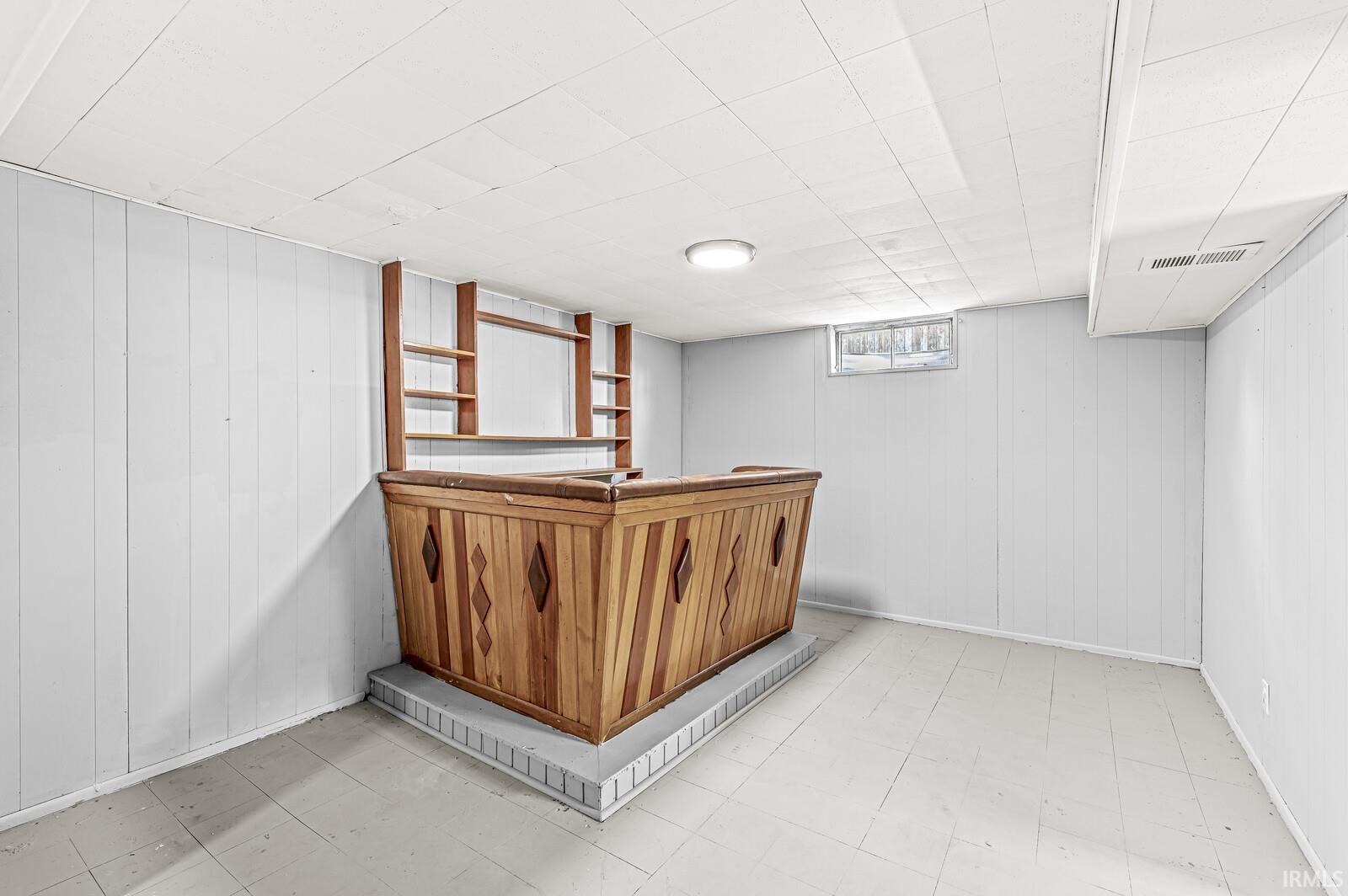 1003 Woodbine