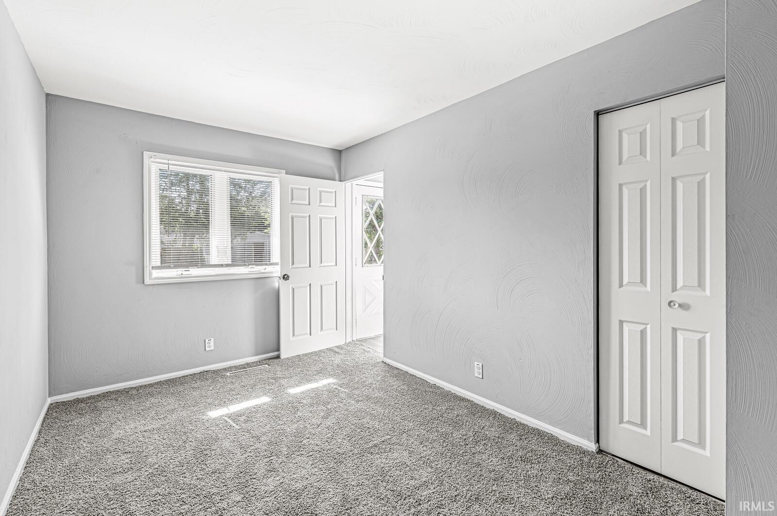 1003 Woodbine