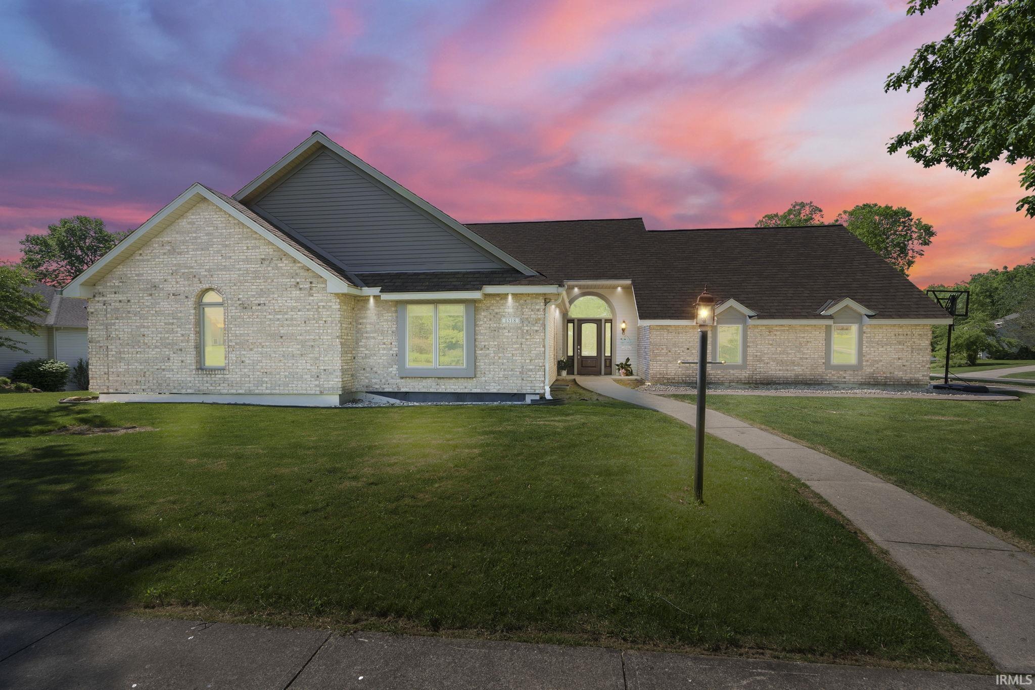 1518 Thistle Lane