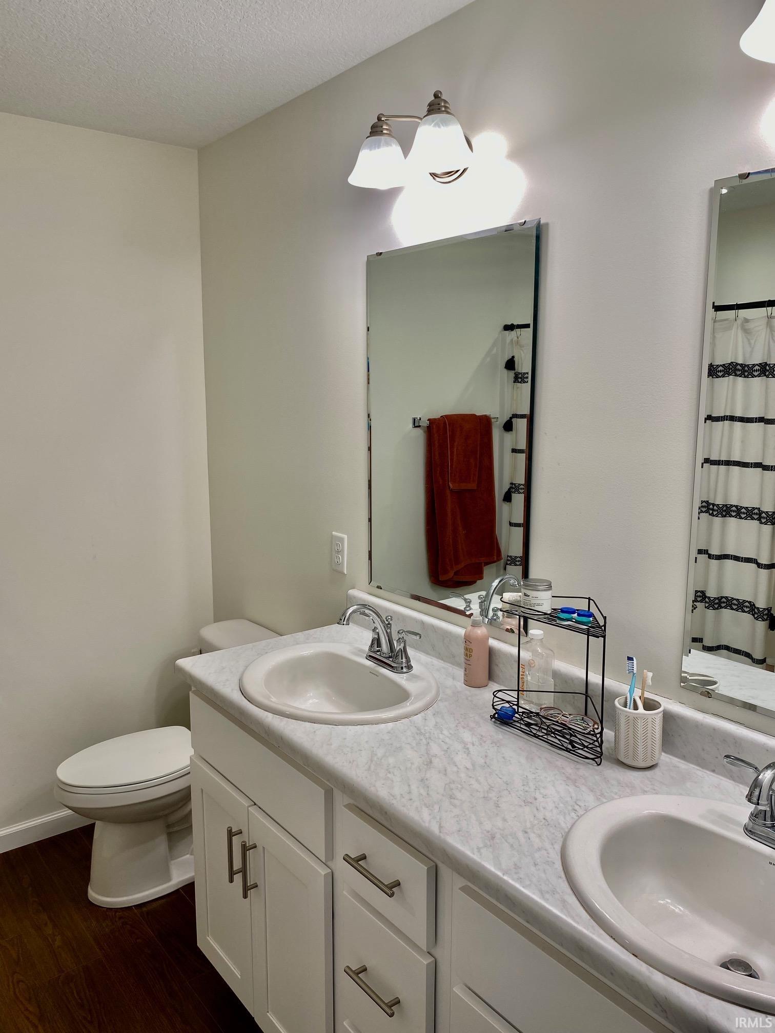 401 Fox Cross