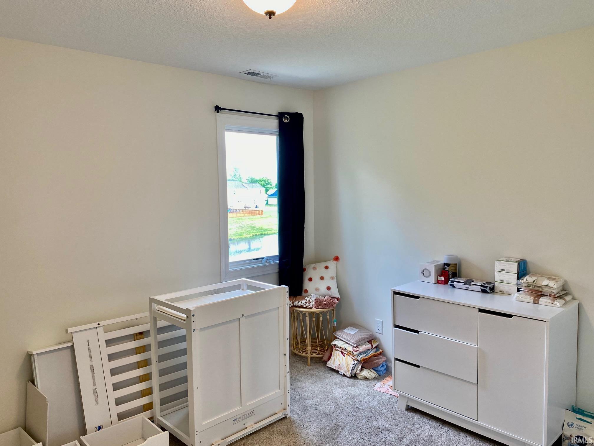 401 Fox Cross
