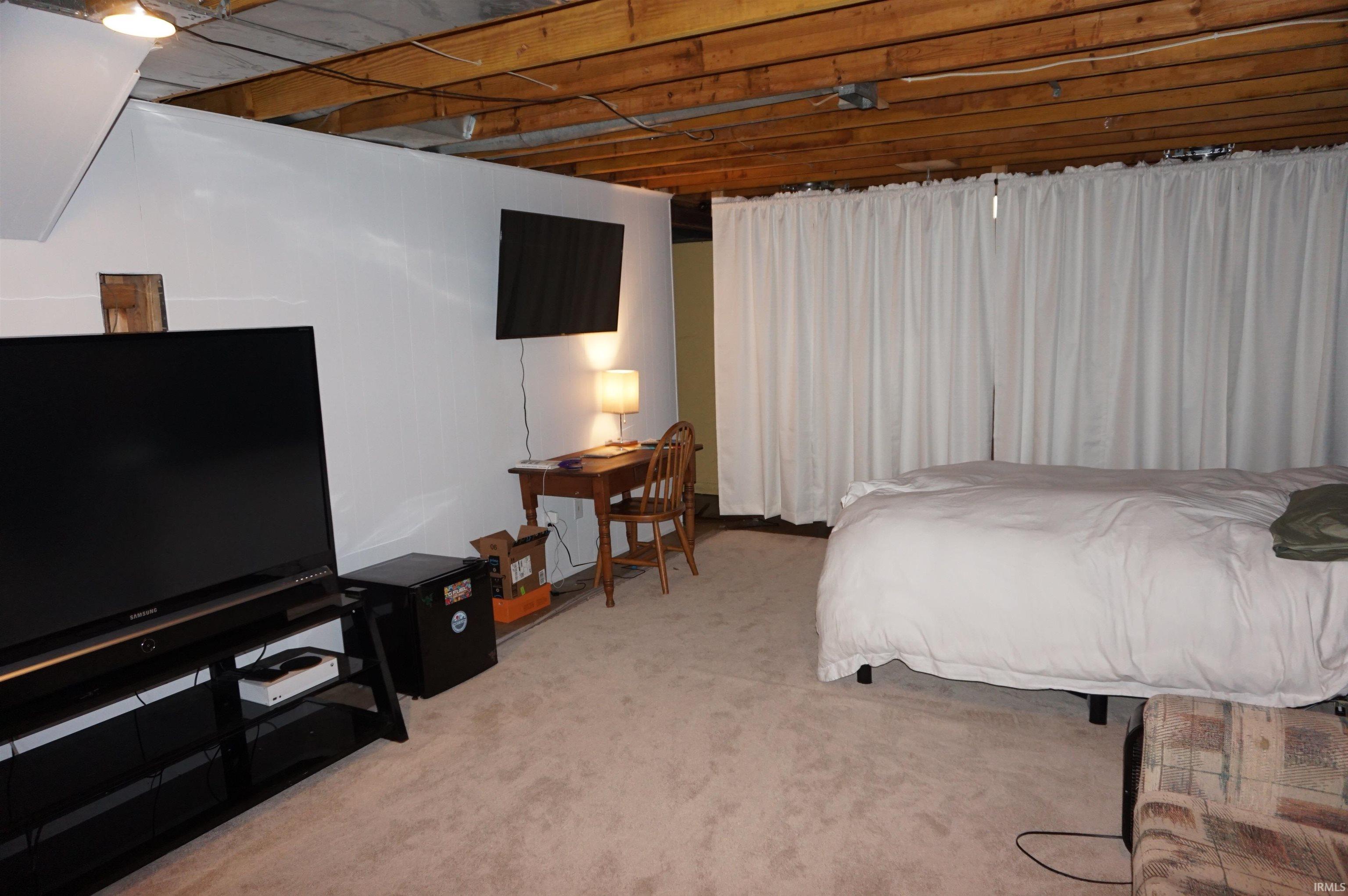 5211 Vance