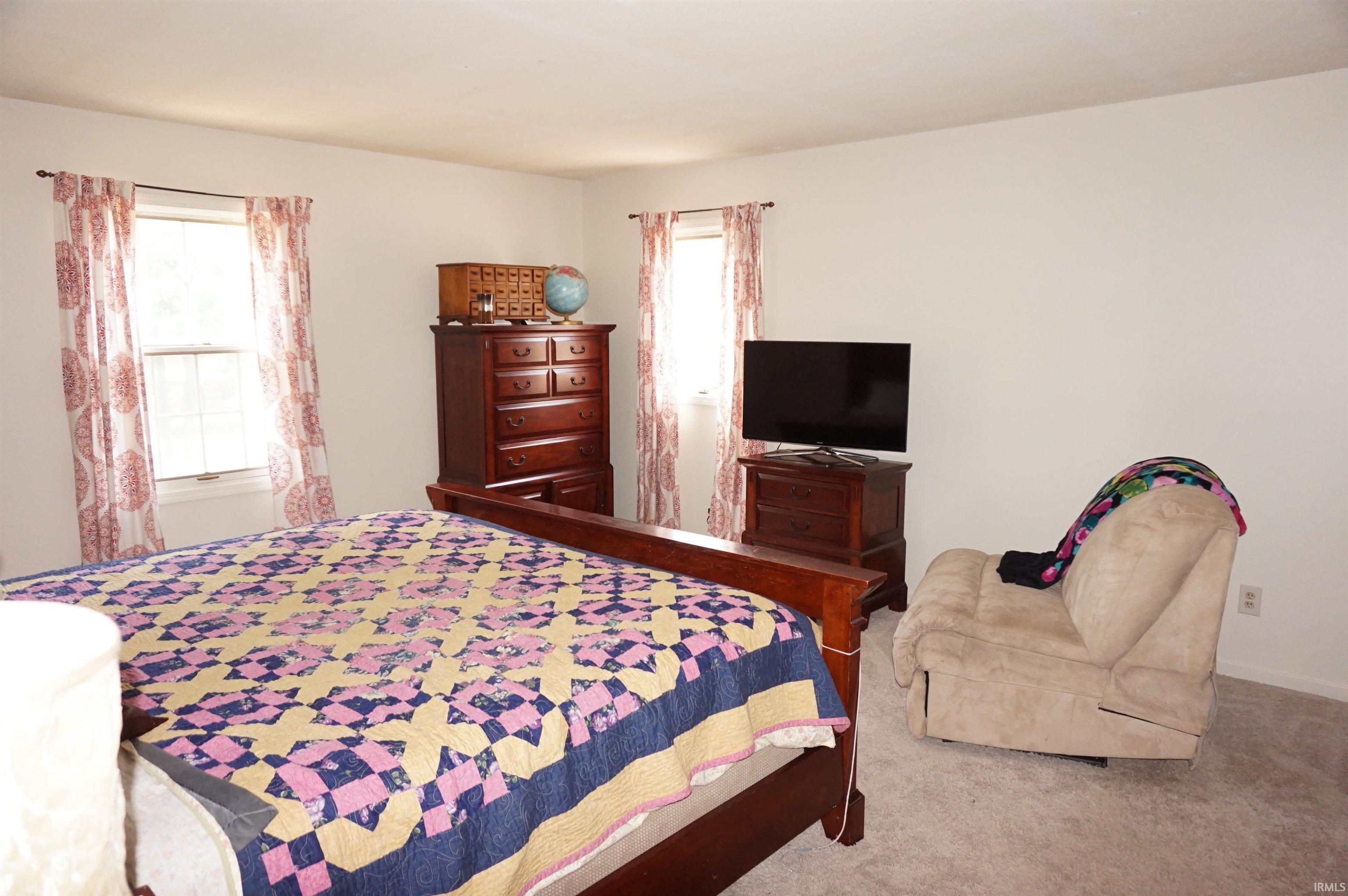 5211 Vance