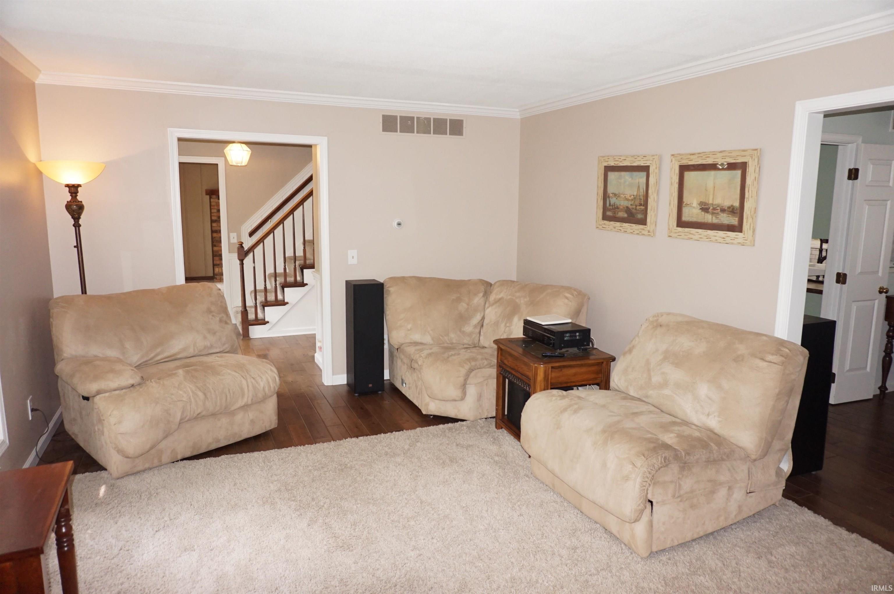 5211 Vance