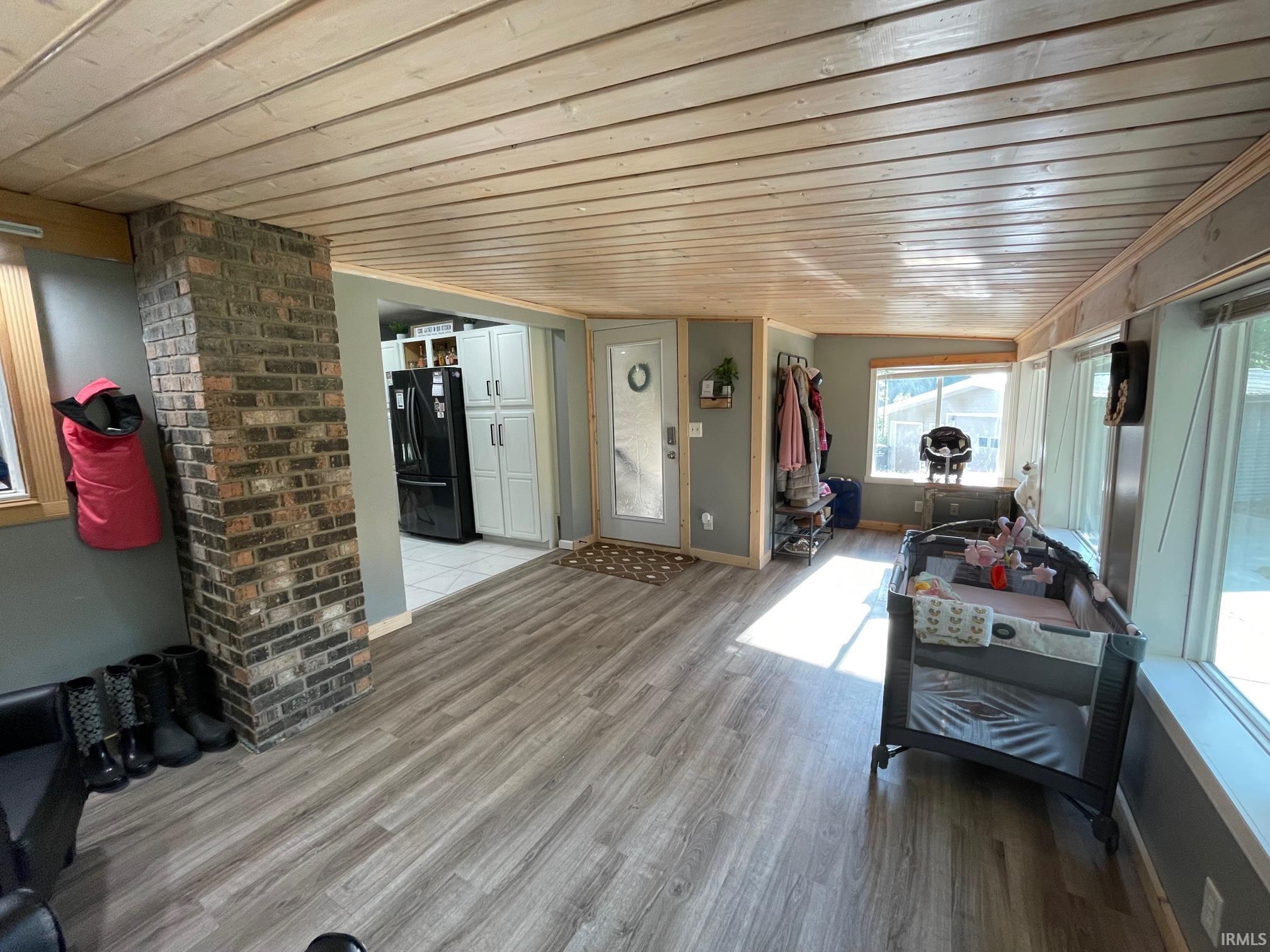 1004 Olson