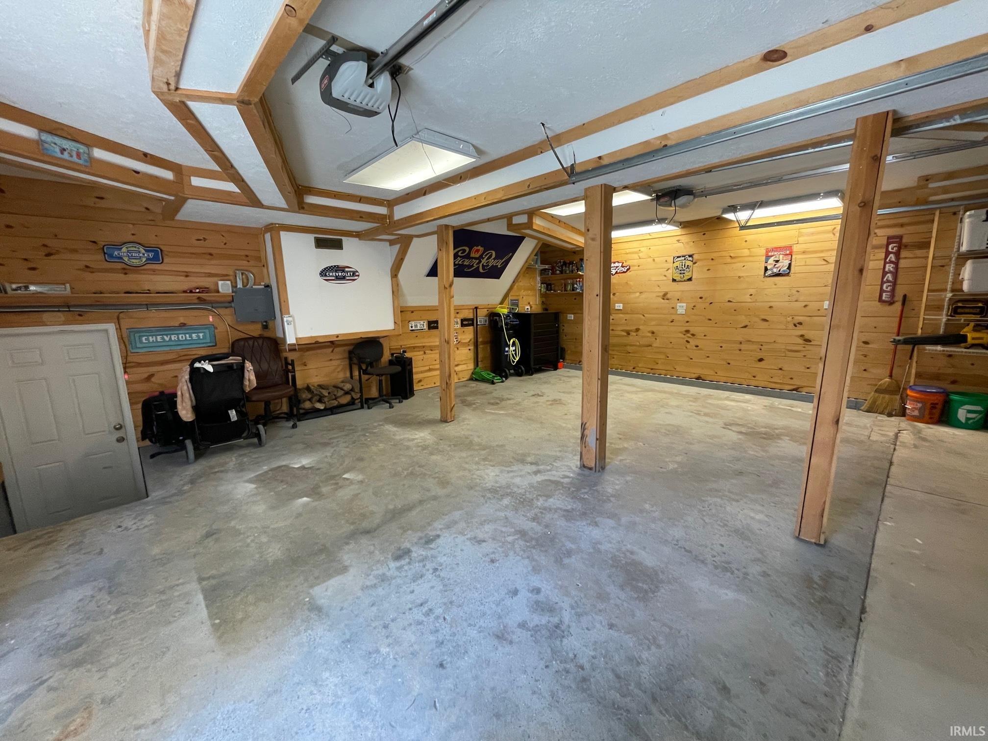 1004 Olson