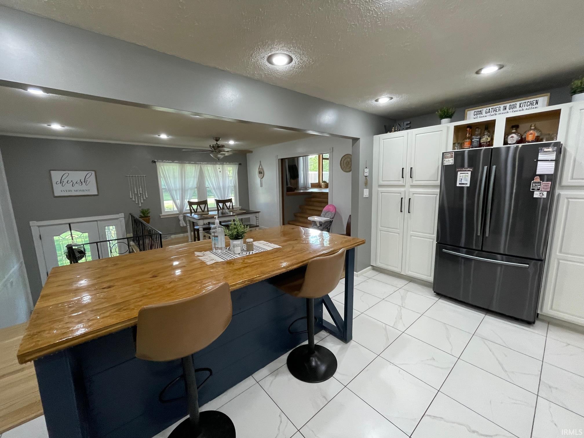 1004 Olson