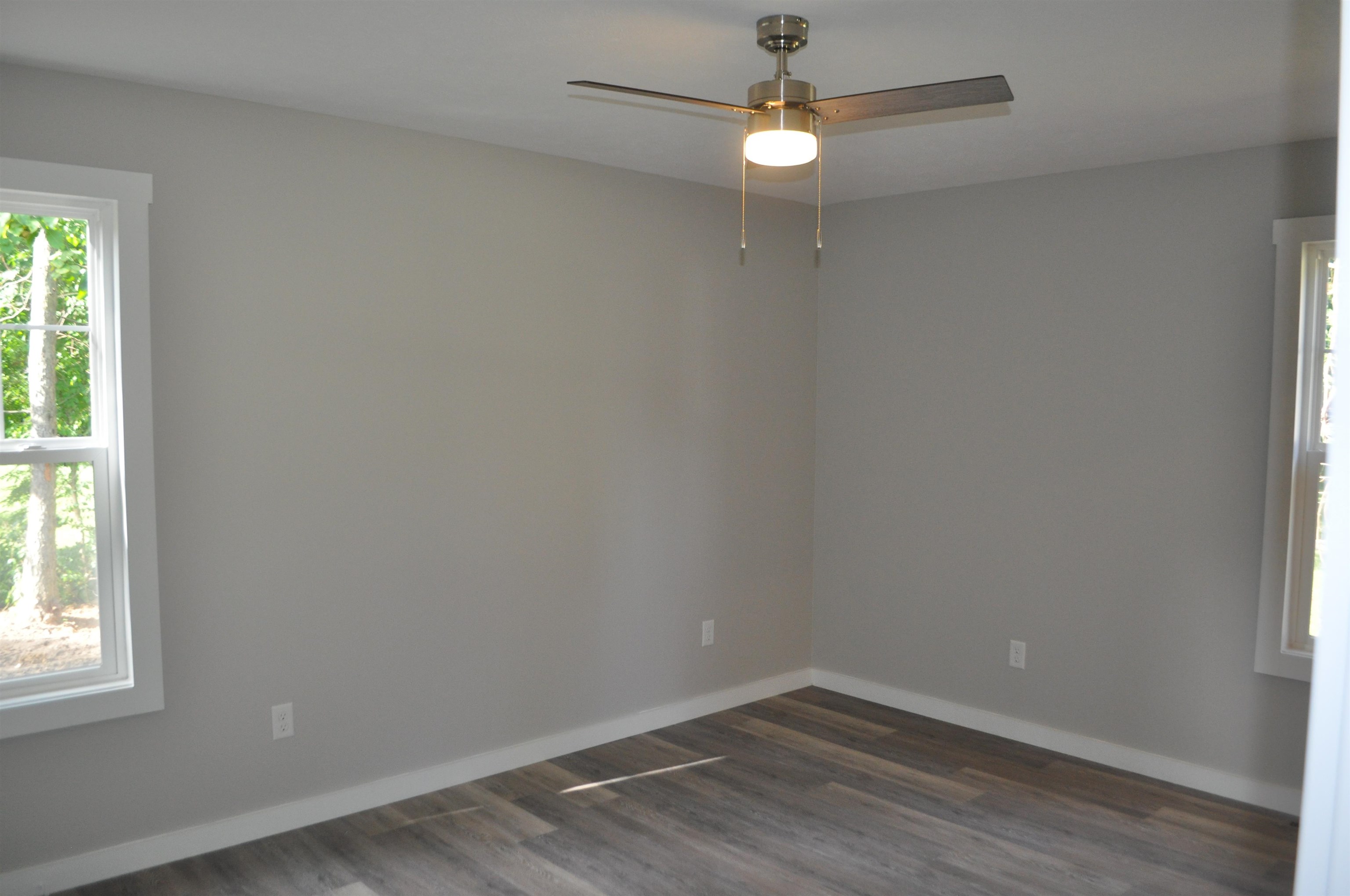 26082 Lake Terrace