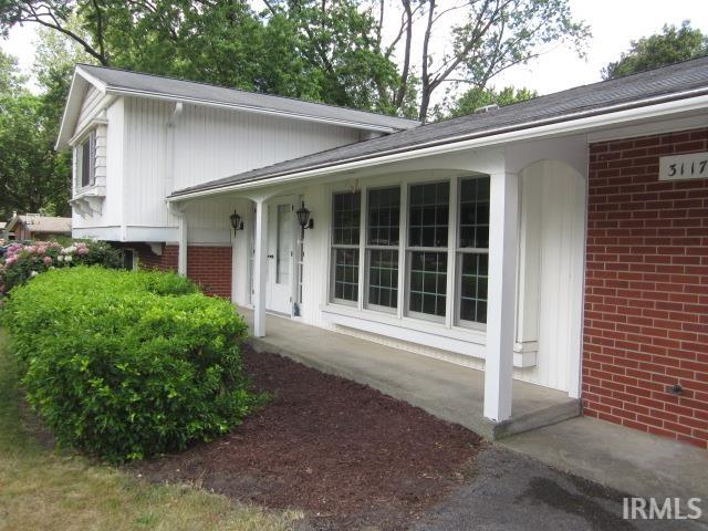 3117 East Lake