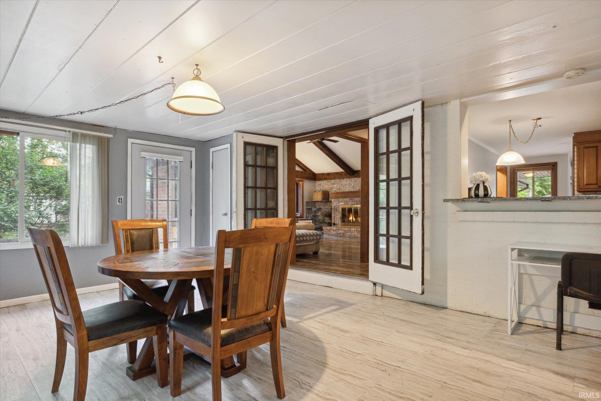 2103 Homeacres