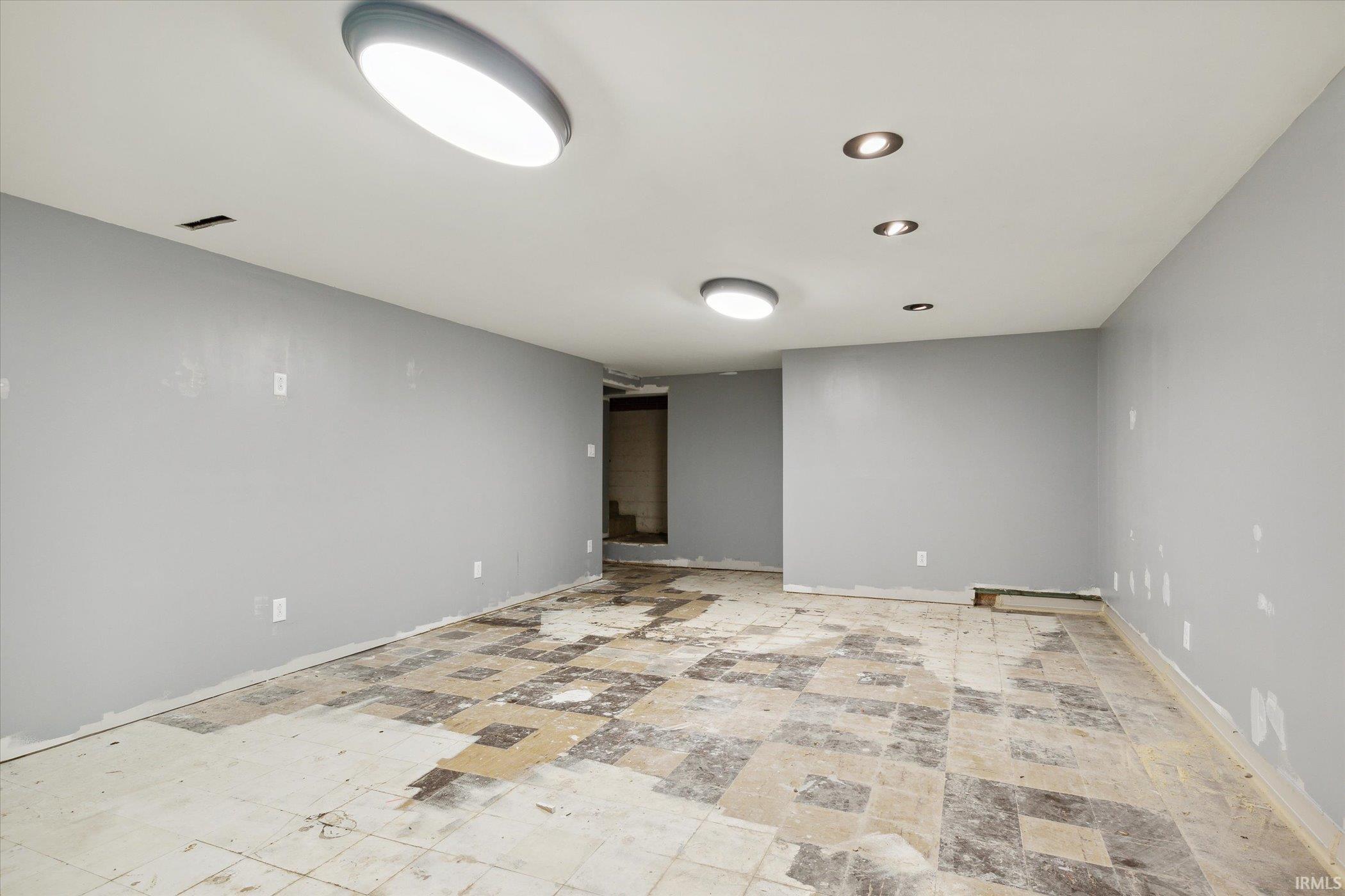 2103 Homeacres