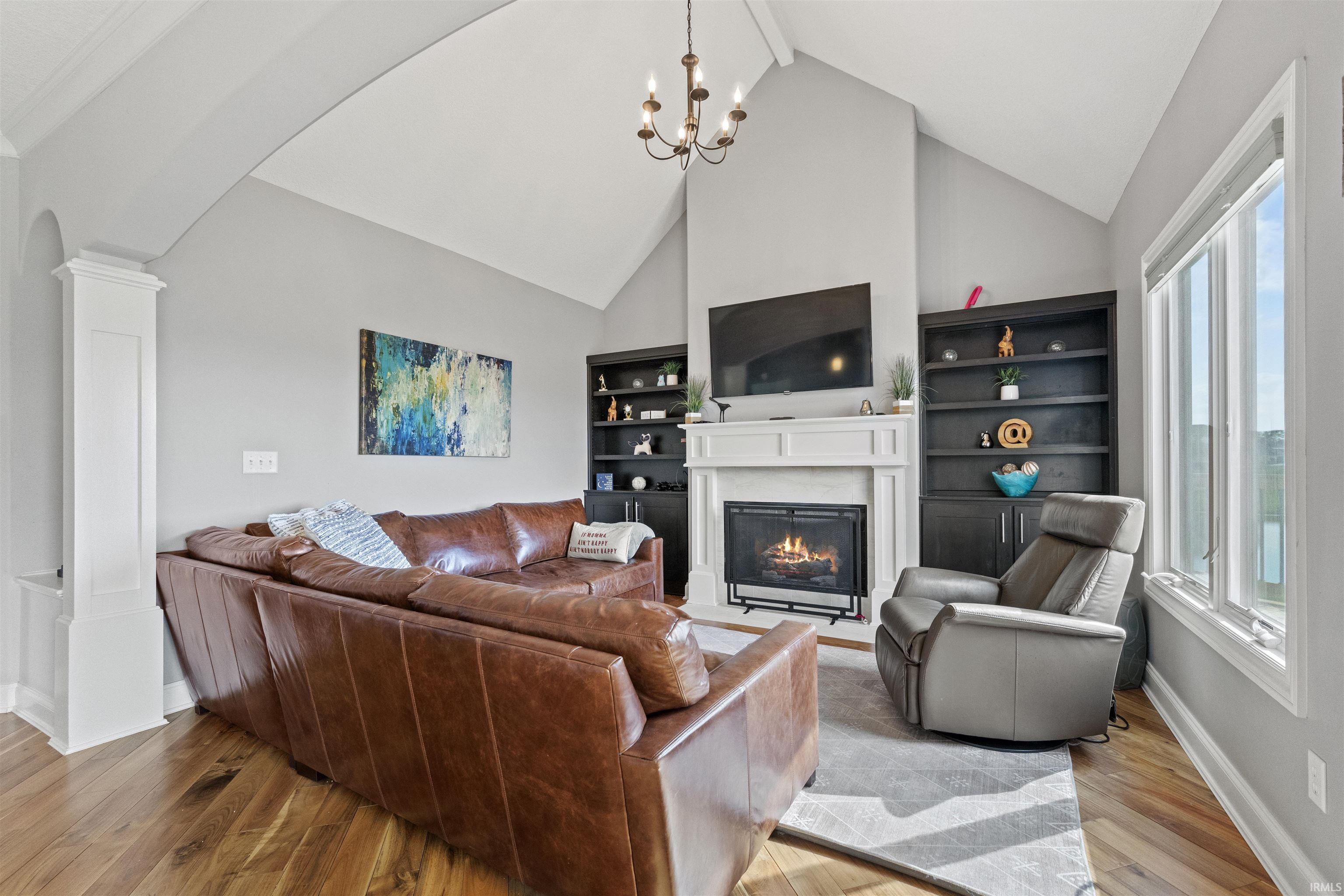 3018 Greythorne