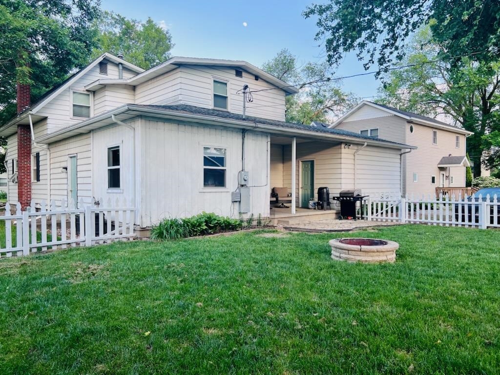 706 Main