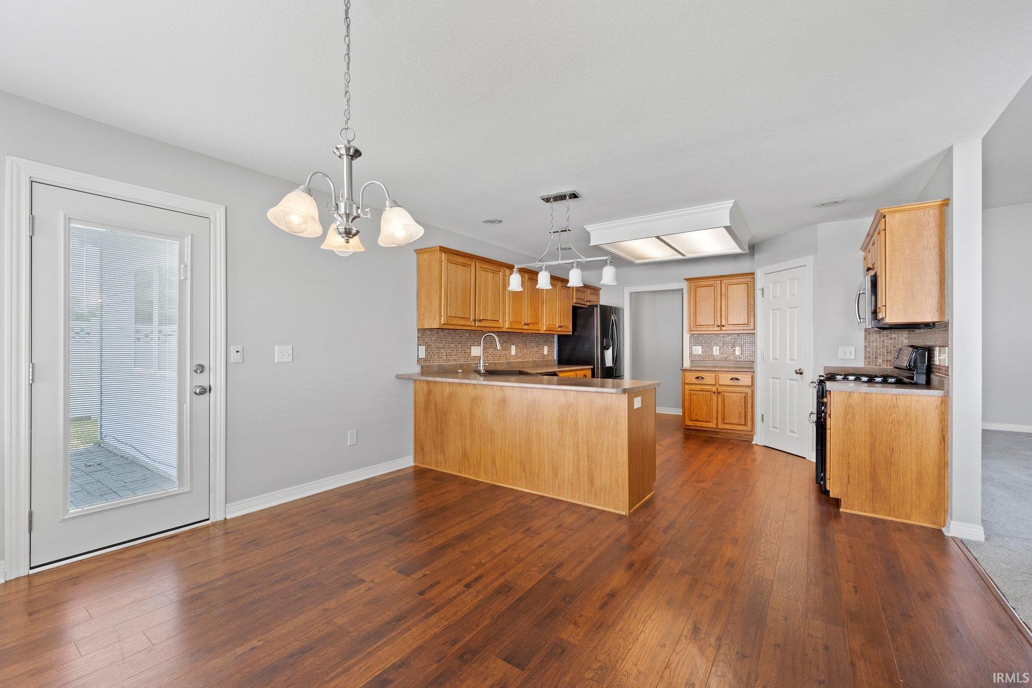 818 Clairborne