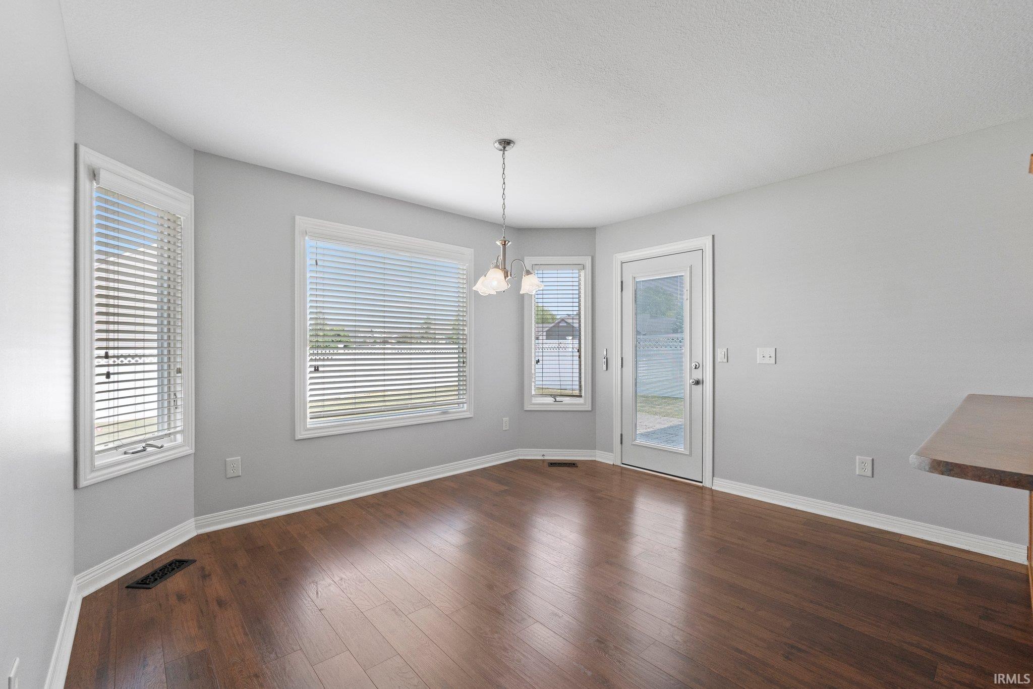 818 Clairborne