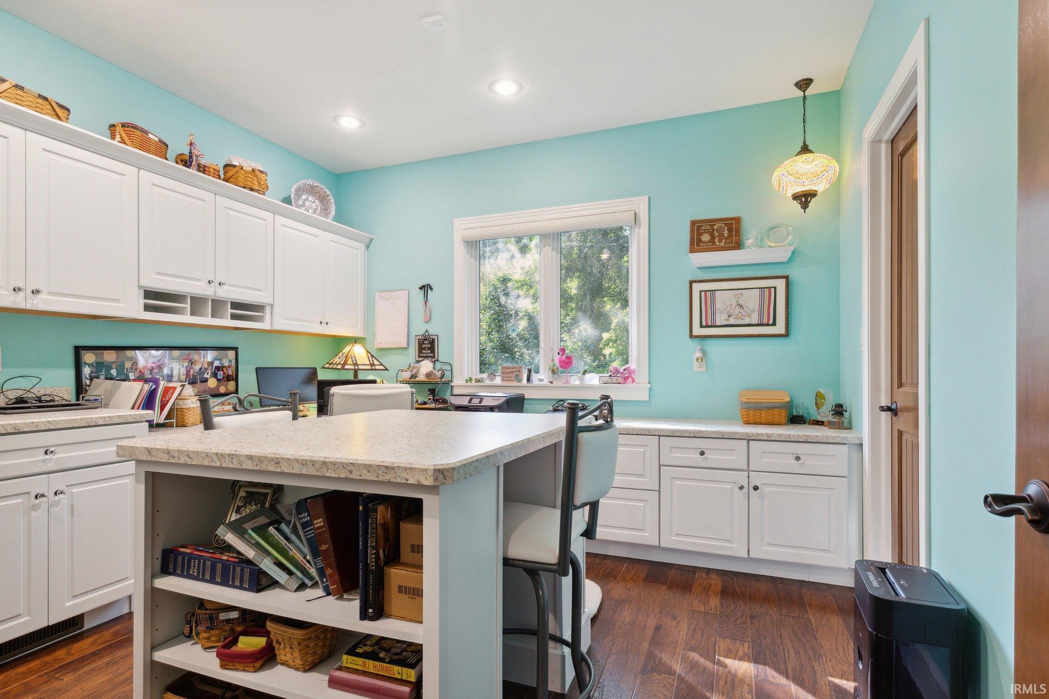3305 Bridgetown