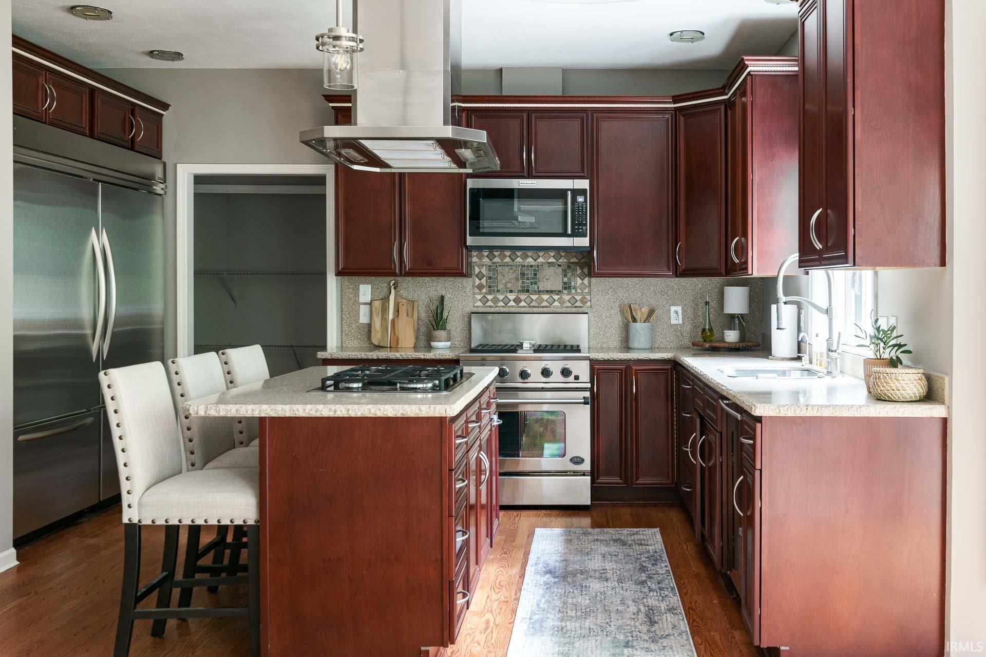 50905 Persimmon