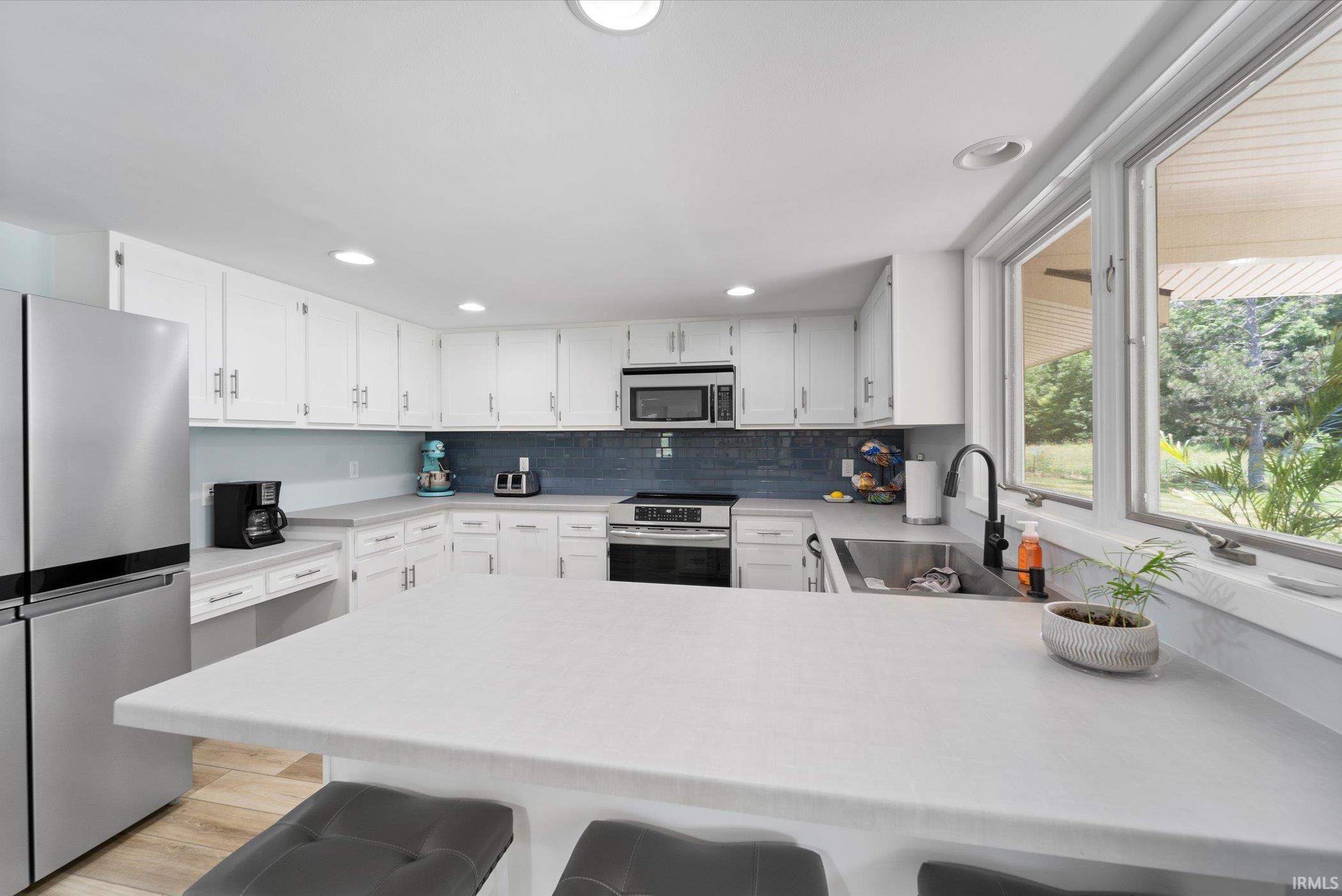 611 Carroll