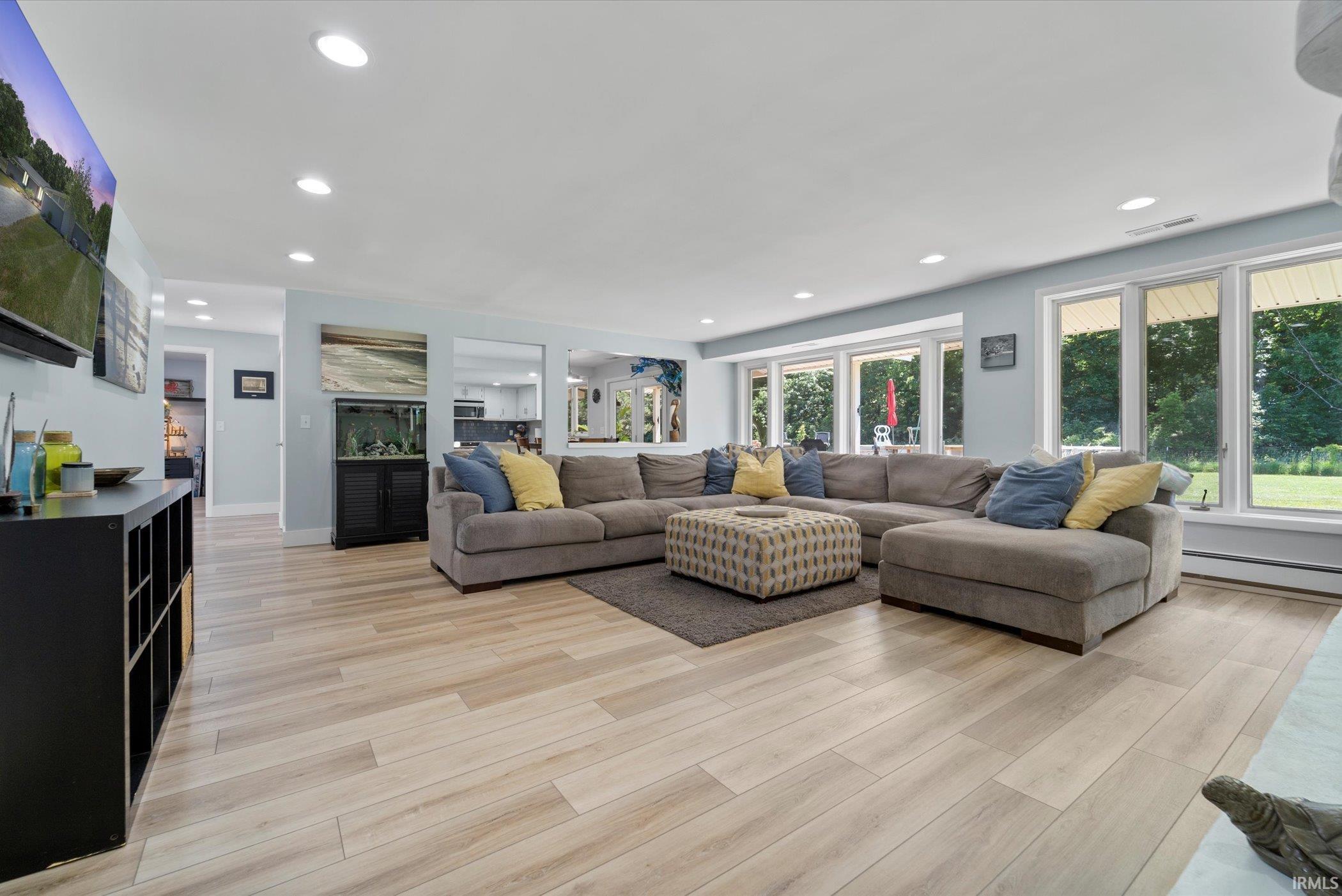 611 Carroll