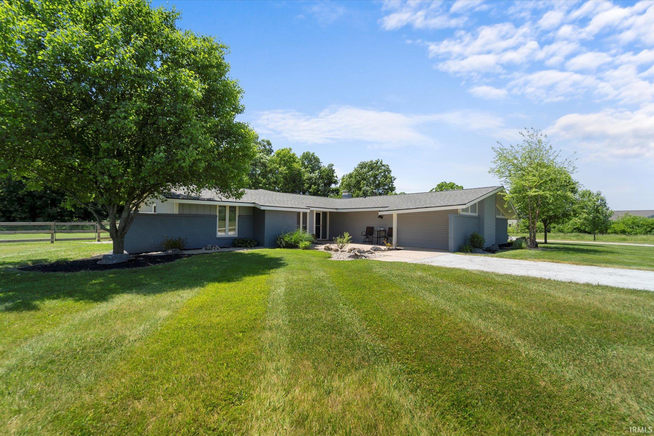 611 Carroll