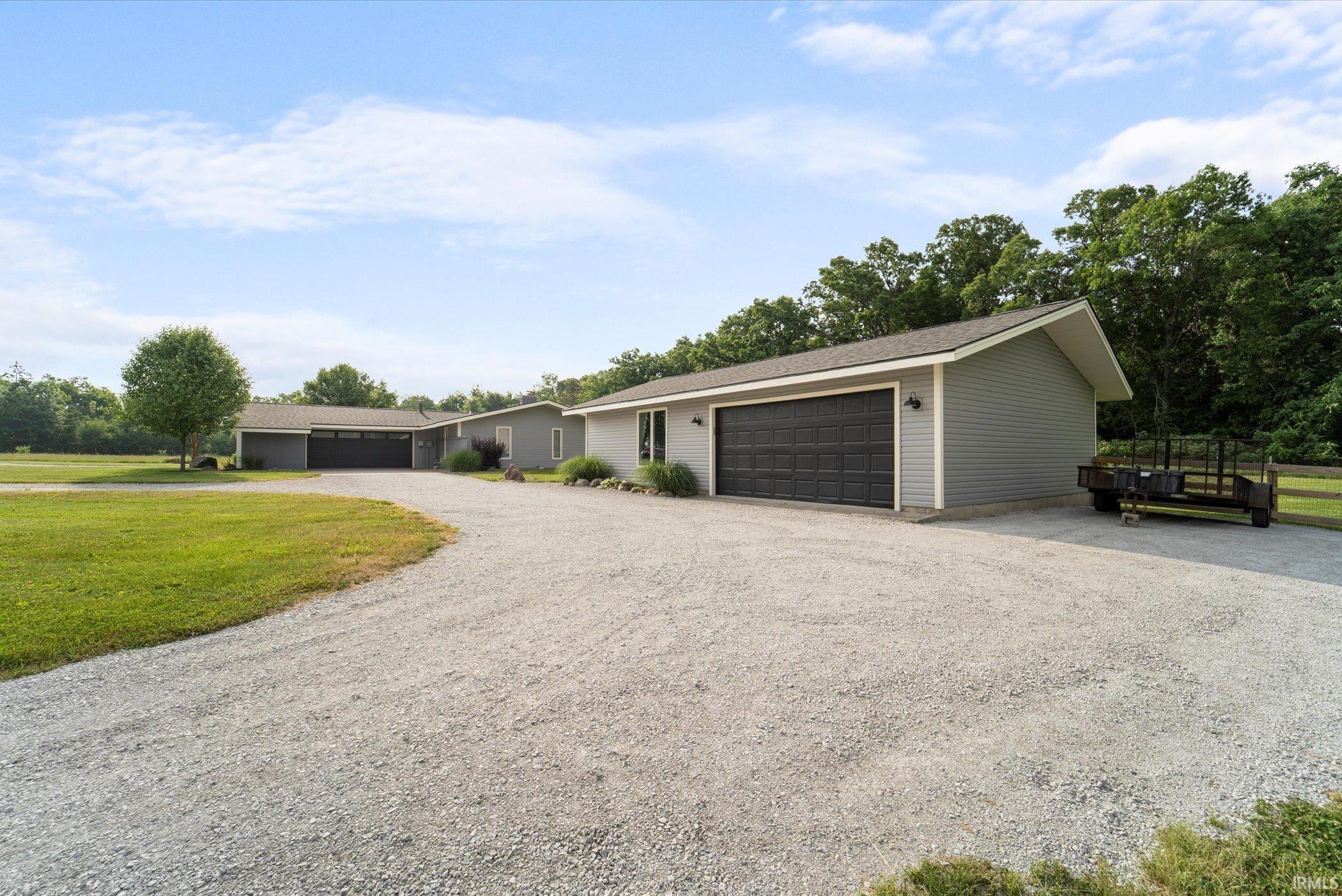 611 Carroll