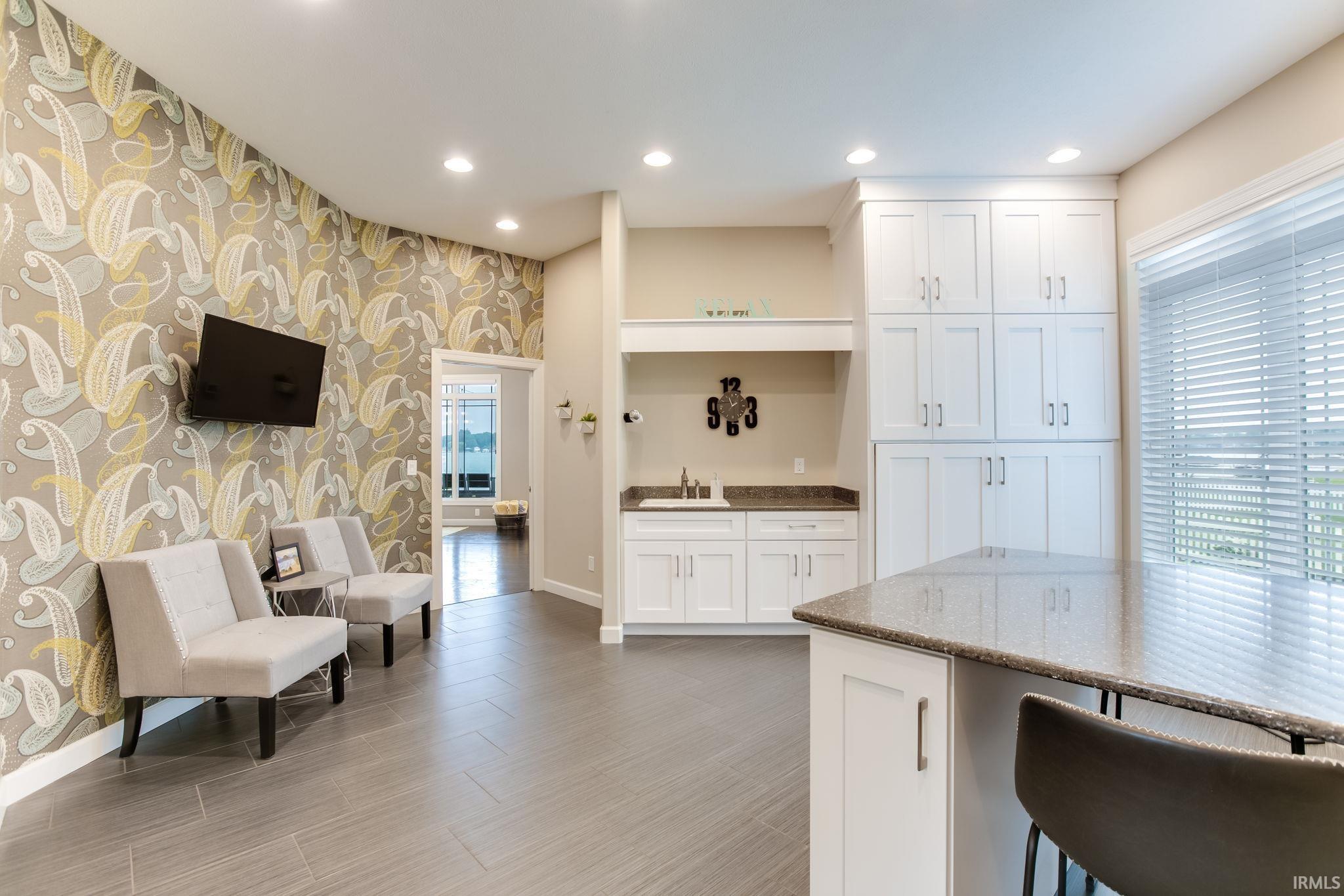 25739 Laverna