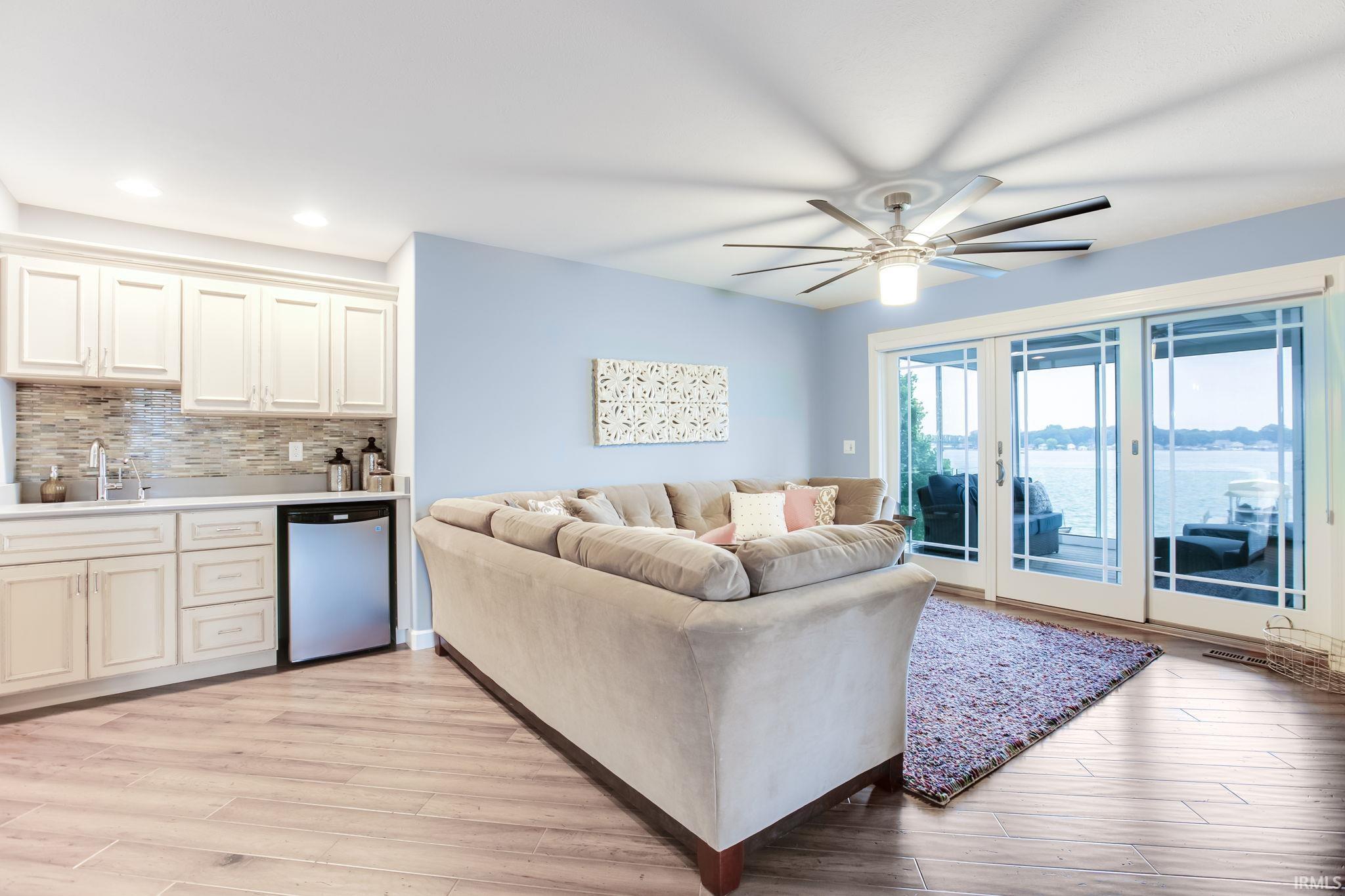 25739 Laverna