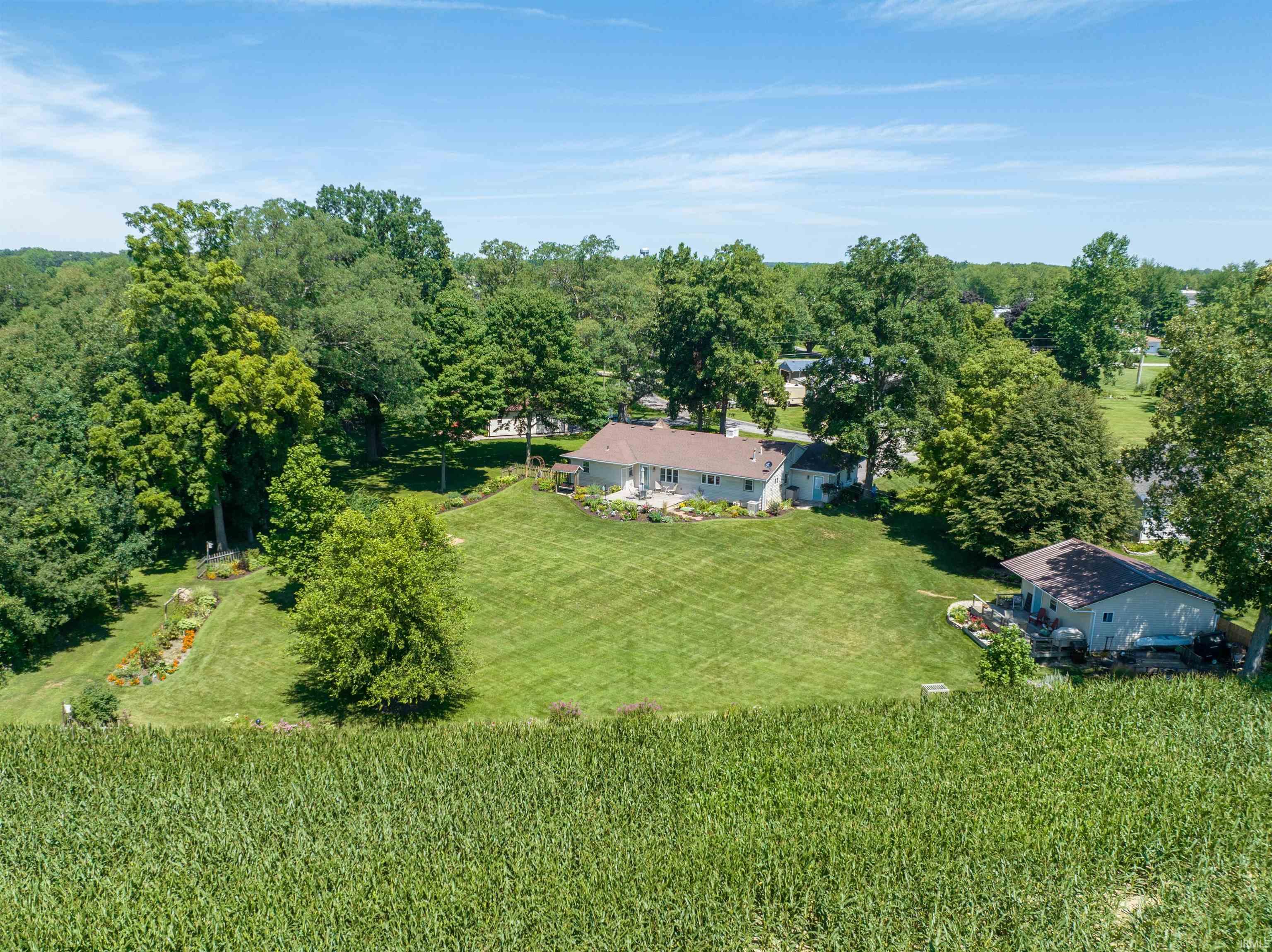 8902 South Circle