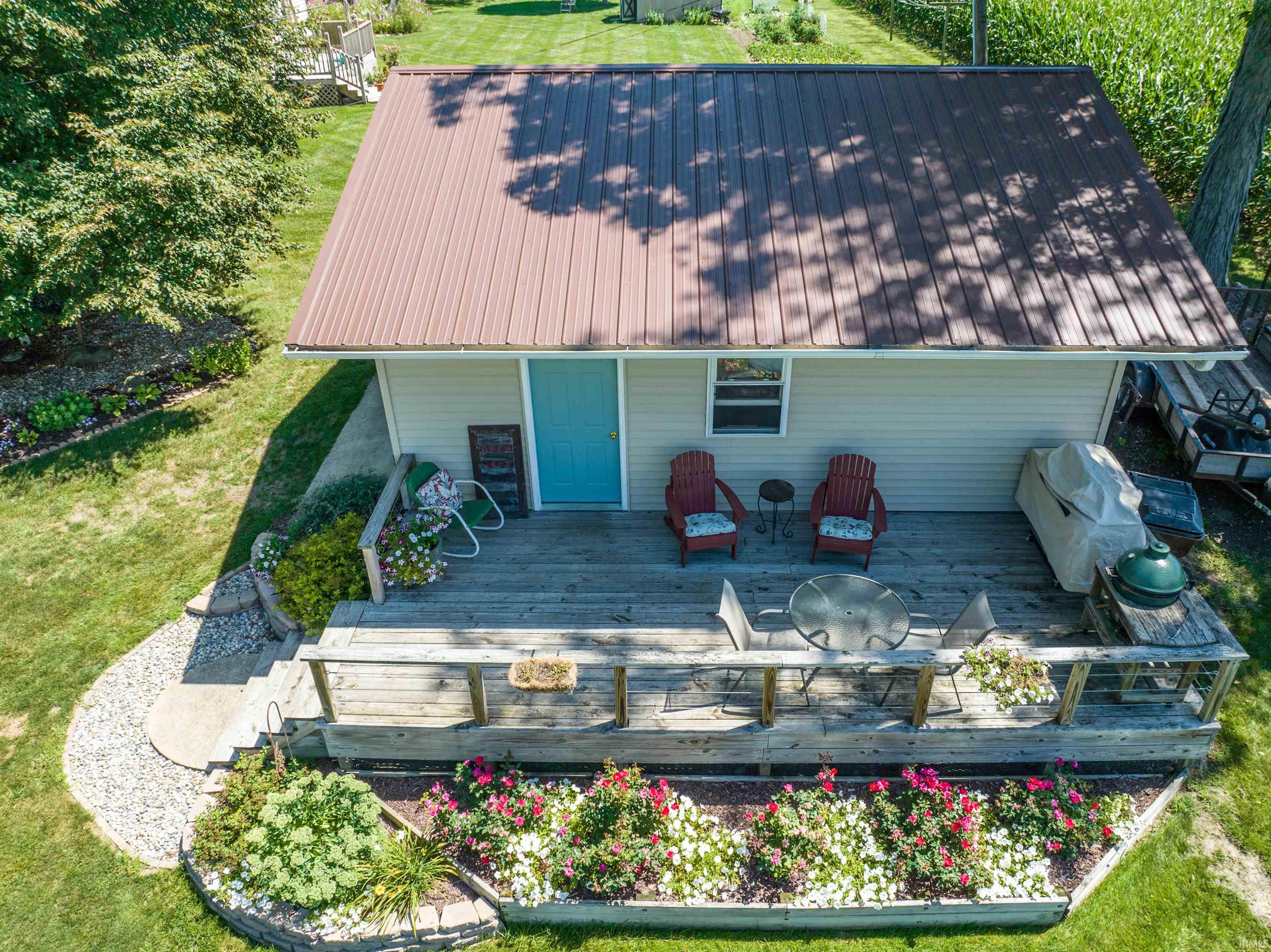 8902 South Circle