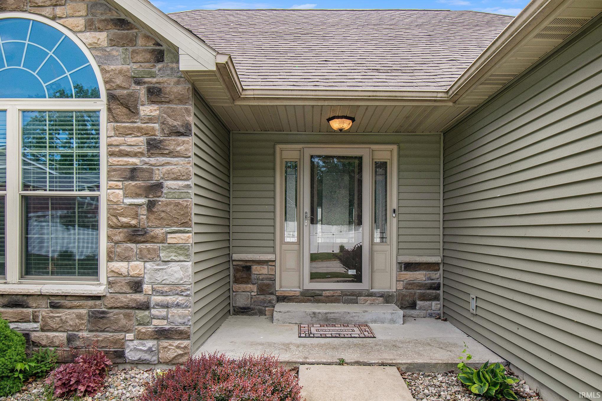 1122 Bellhaven