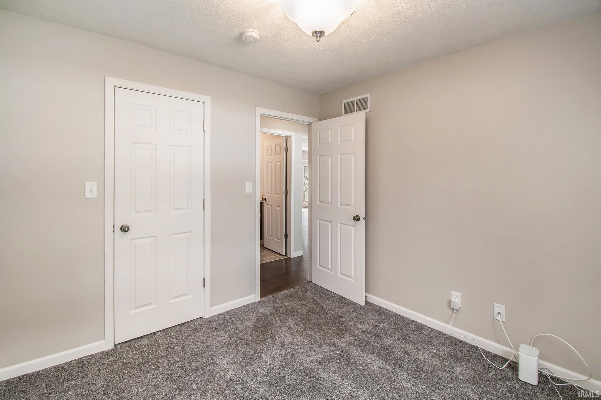 1122 Bellhaven