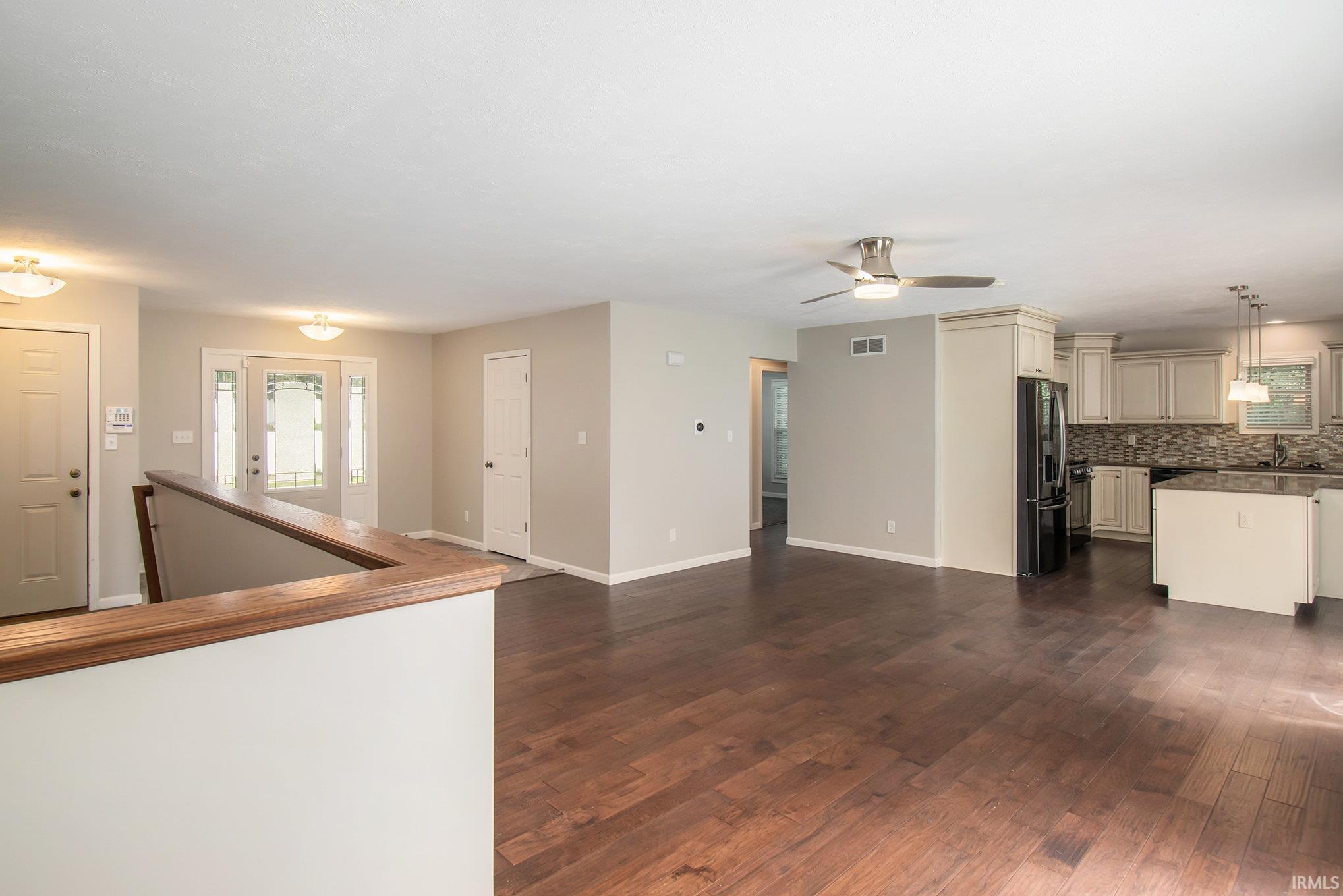 1122 Bellhaven