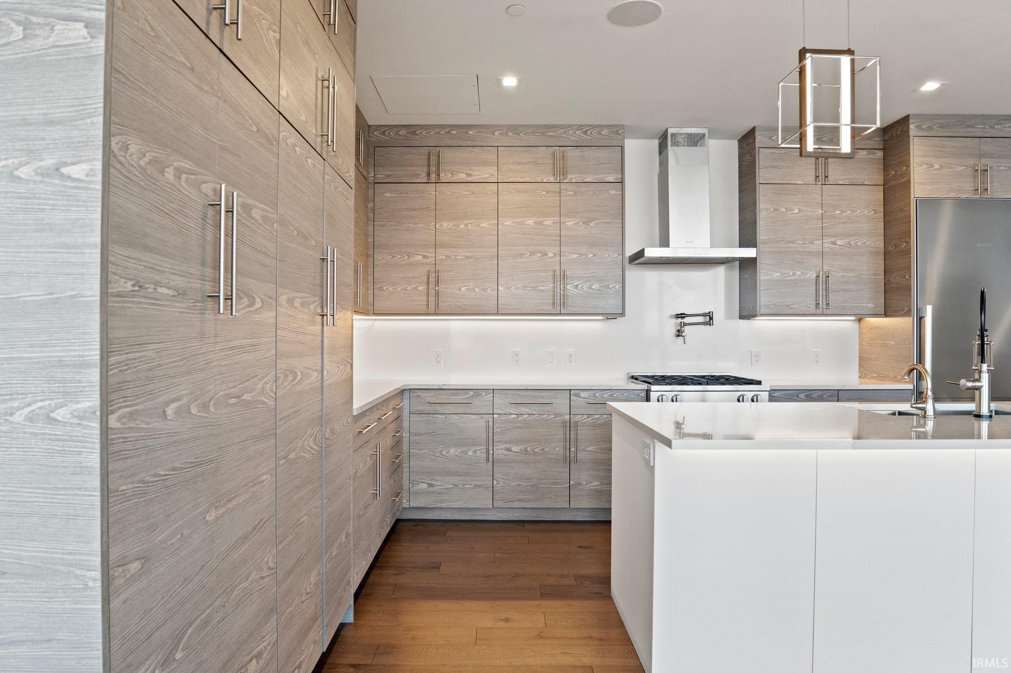 202 Berry, Apt 730