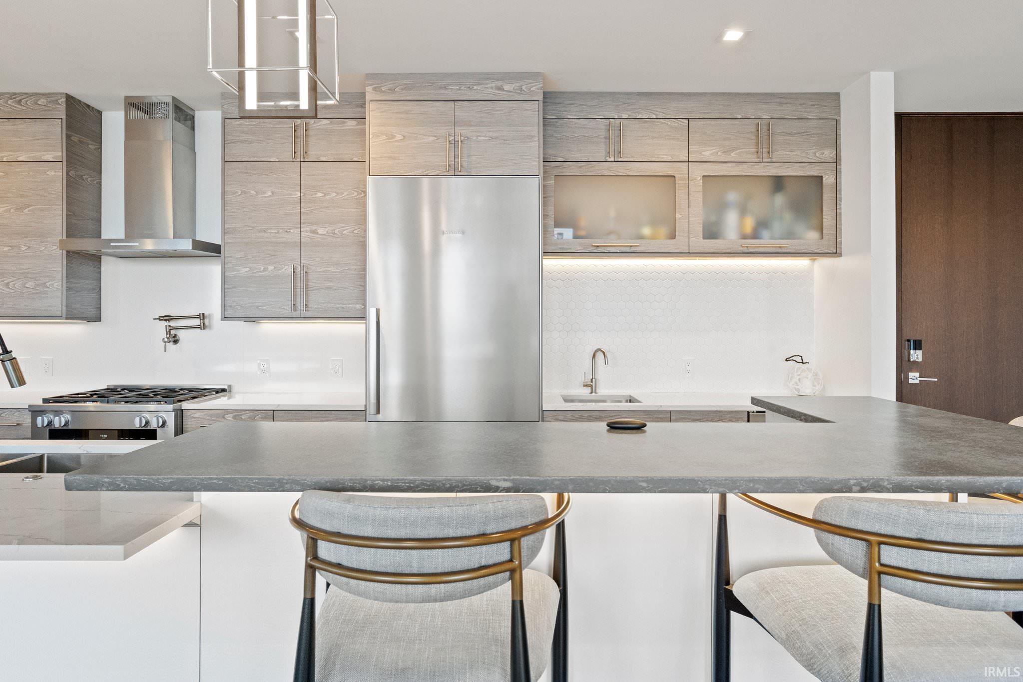 202 Berry, Apt 730