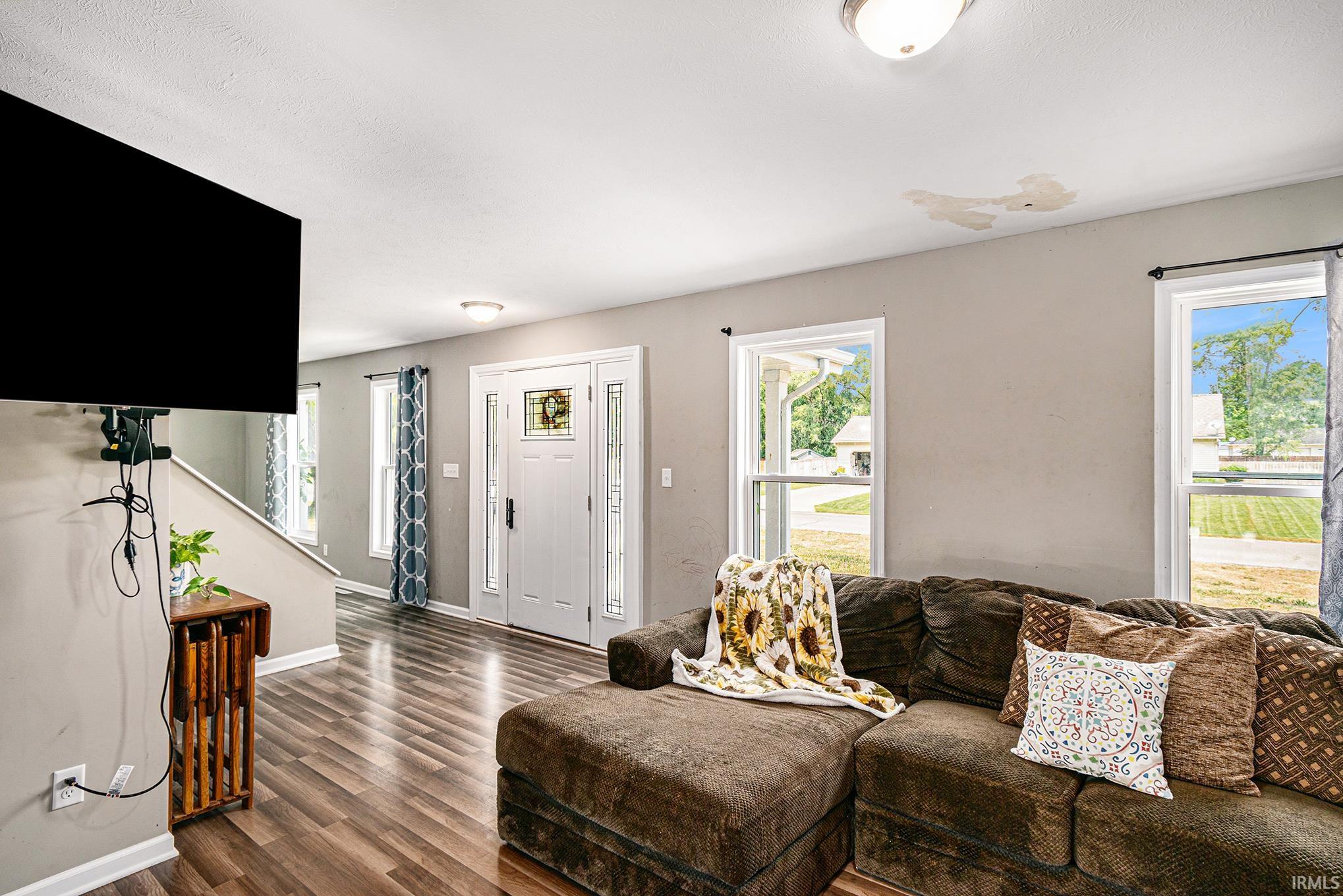 23562 Springriver