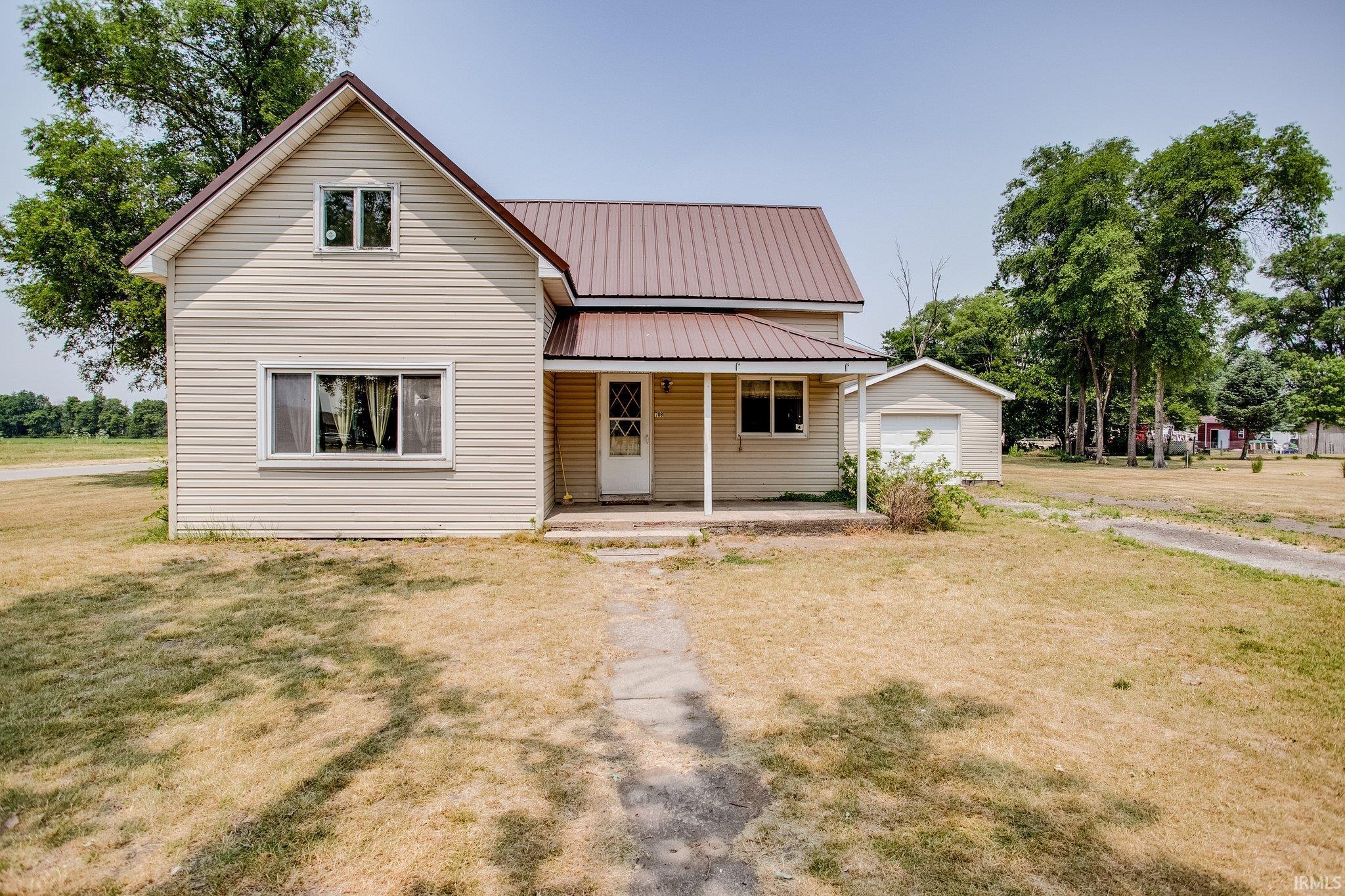 709 Davis
