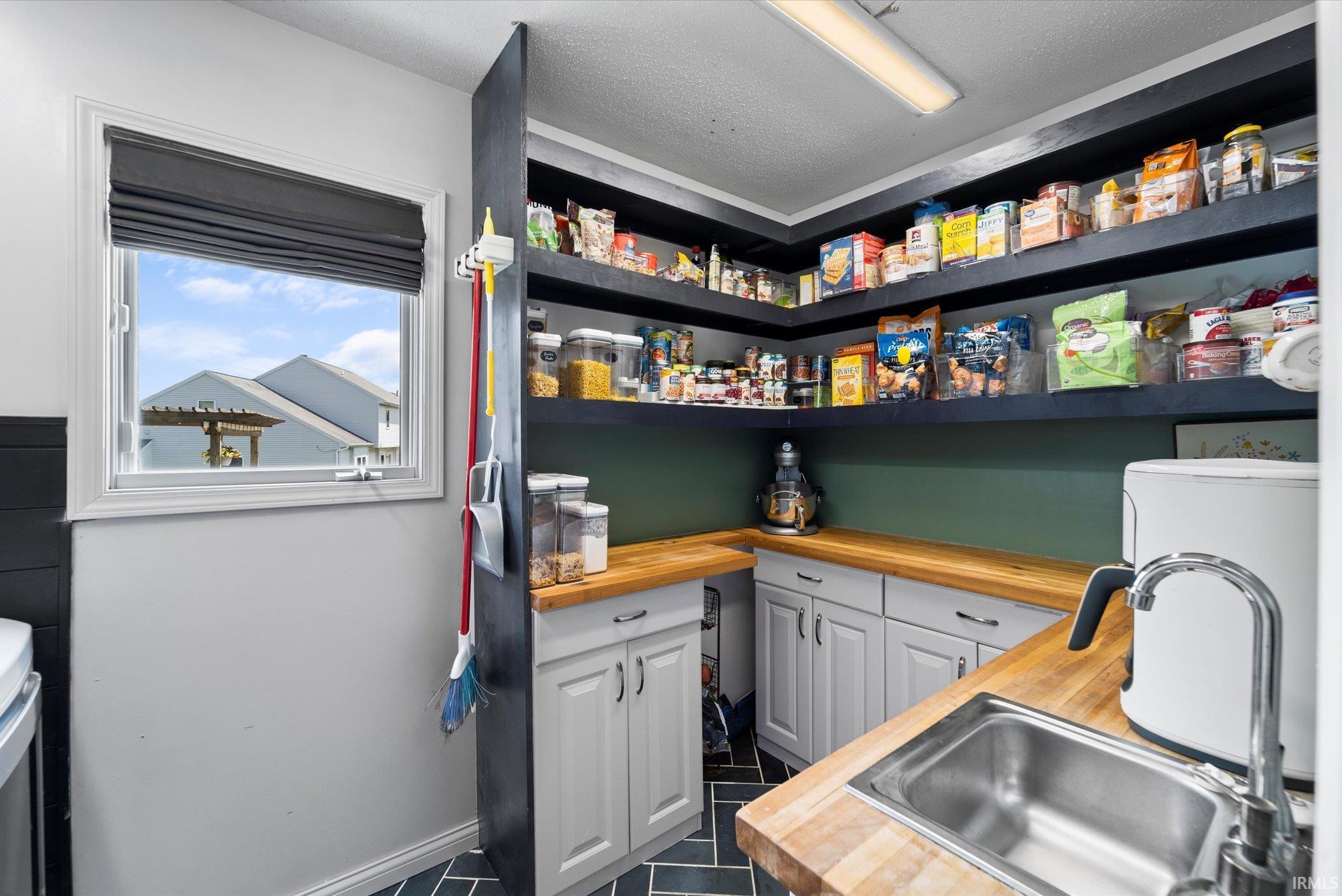 3011 Easton Ridge